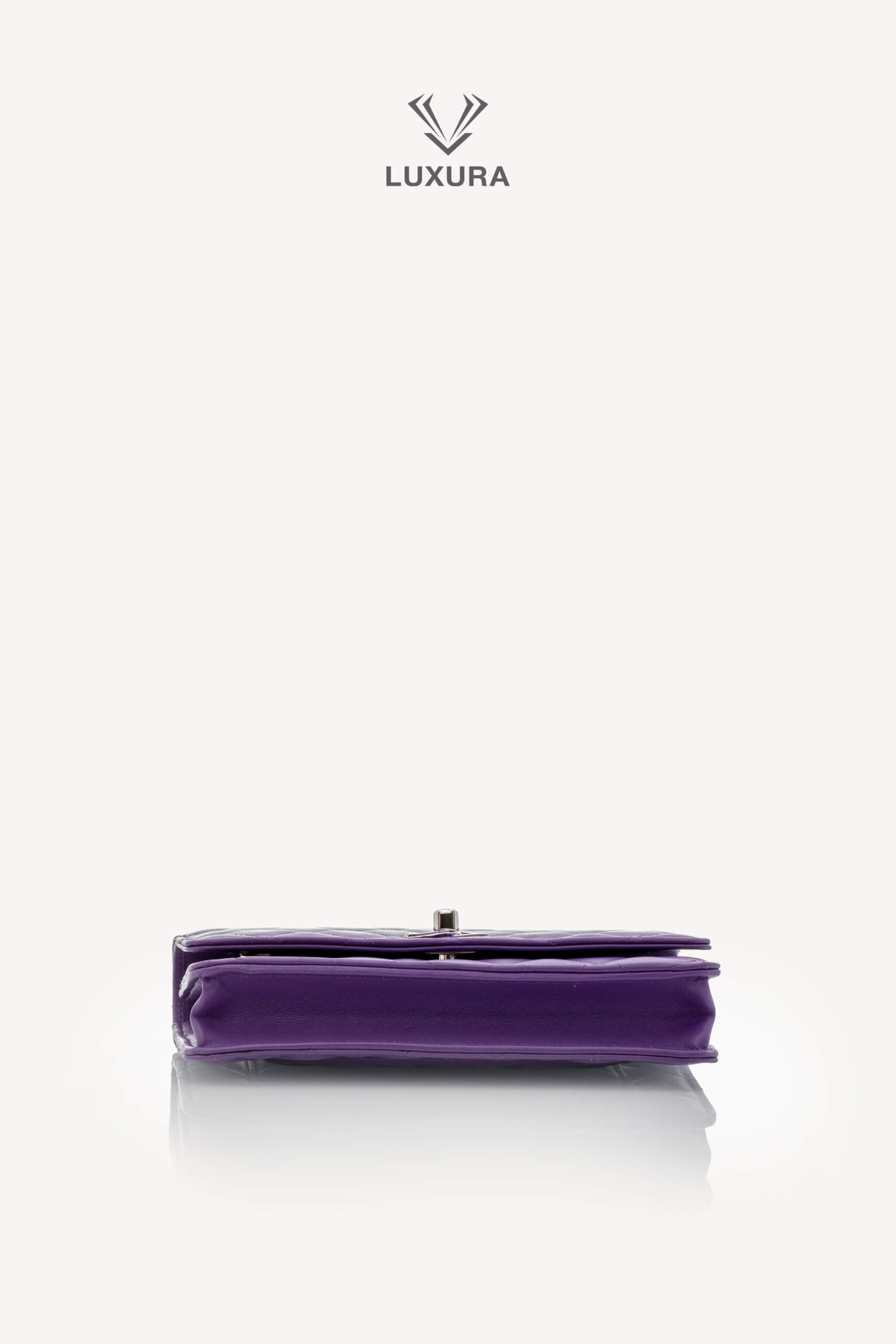 <span style="font-size: 10px;letter-spacing: .15em">HARD TO FIND</span><br>            <strong>CHANEL</strong><br>            <div style="margin-top:10px;font-size:16px">Top Handle Wallet On Chain Purple Lambskin Silver Hardware</div><br> - Image 27