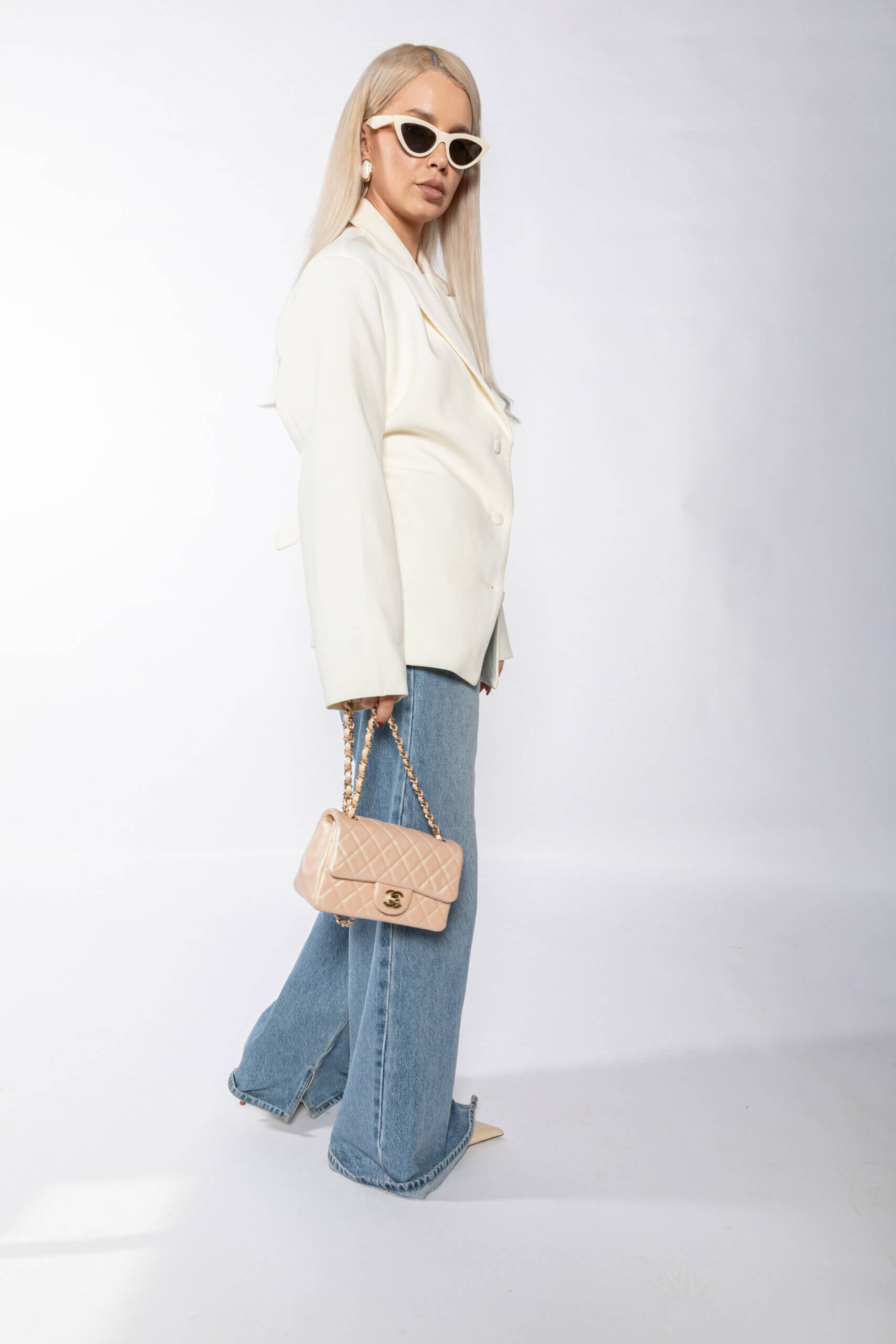 <span style="font-size: 10px;letter-spacing: .15em">HARD TO FIND</span><br> <strong>CHANEL</strong><br> <div style="margin-top:10px;font-size:16px">Classic Mini Rectangular Flap Bag Baby Pink Iridescent Lambskin Leather</div><br> - Image 5