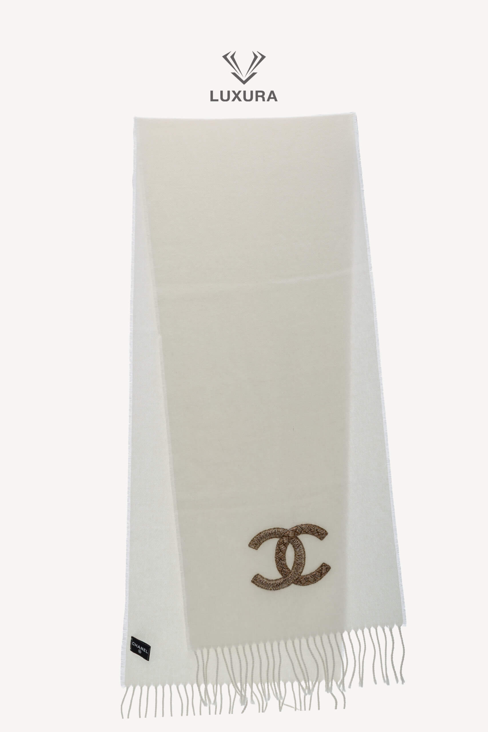 CHANEL White Cashmere and wool blend scarf with a Gold -Sequined CC Logo