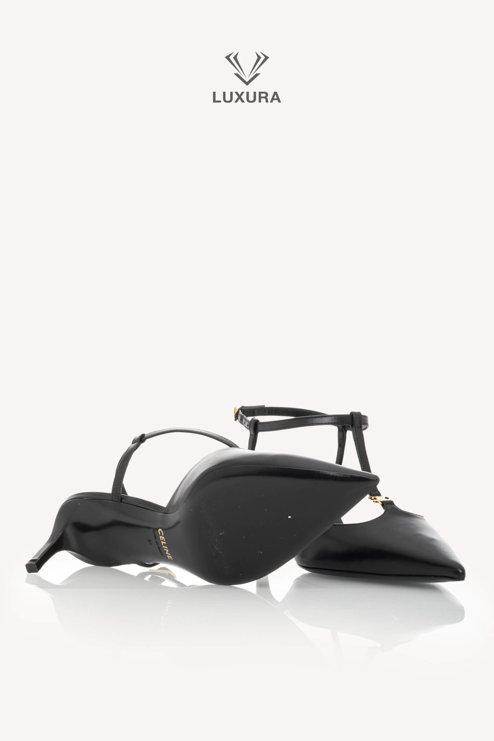 <span style="font-size: 10px;letter-spacing: .15em">NEW COLLECTION</span><br> <strong>CELINE</strong><br> <div style="margin-top:10px;font-size:16px">Kitten T-Bar Strap Pumps in Calfskin Black 37 ( true size 37.5 )</div><br> - Image 27