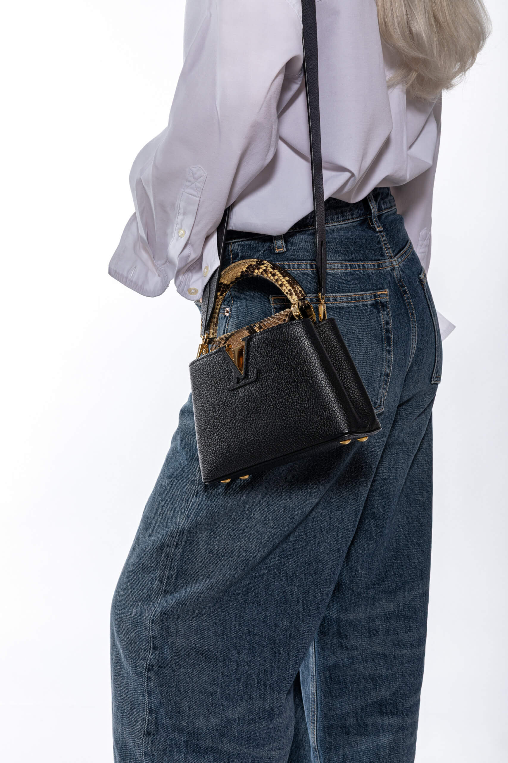 <span style="font-size: 10px;letter-spacing: .15em">HARD TO FIND</span><br> <strong>LOUIS VUITTON</strong><br> <div style="margin-top:10px;font-size:16px">Taurillon Leather and Snakeskin Capucines Mini Bag N96467</div><br> - Image 2