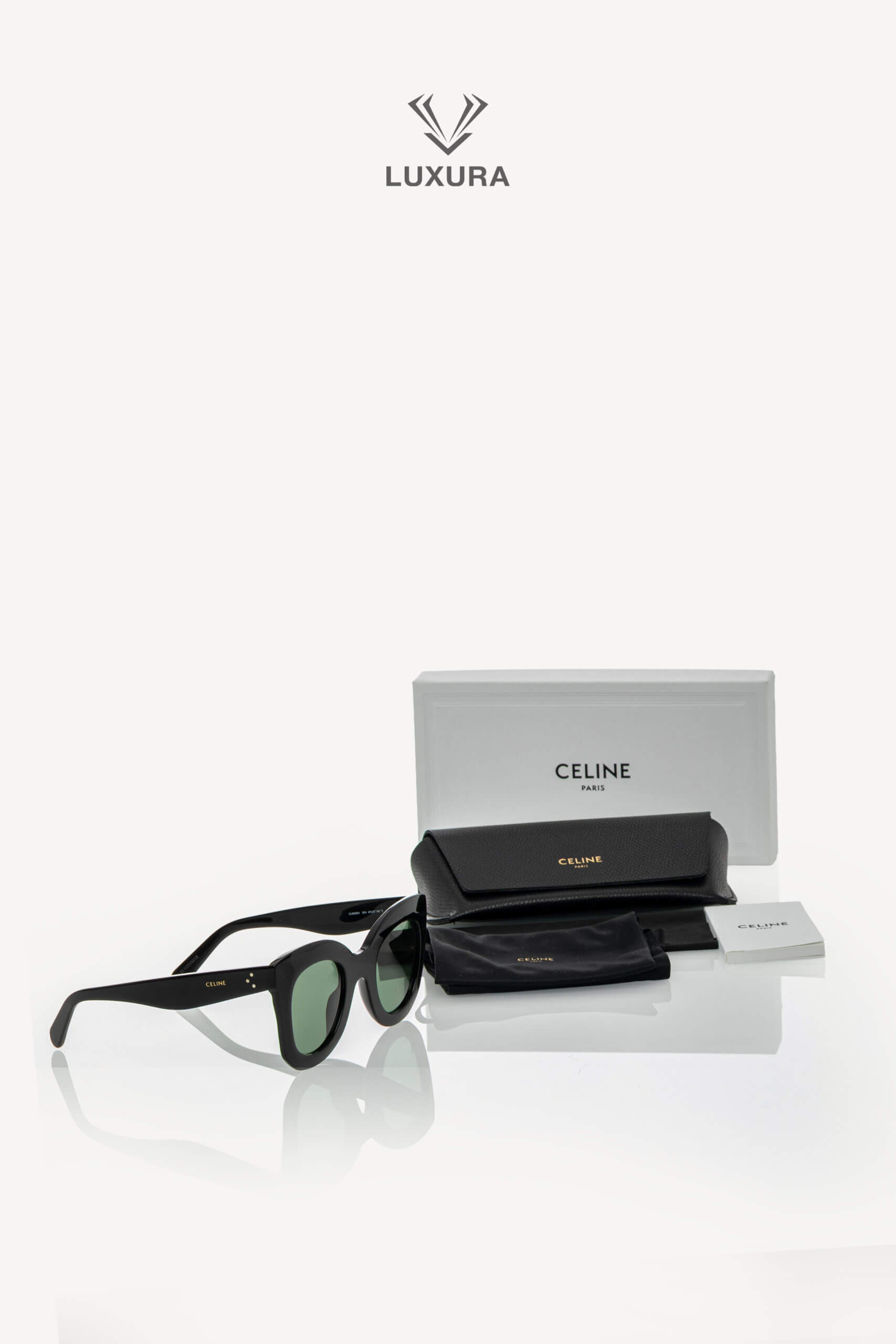 <span style="font-size: 10px; color: rgb(101, 101, 101);letter-spacing: .15em;"> HARD TO FIND</span><br><strong> CELINE </strong><br><div style="margin-top:10px; font-size:16px;"> CL4005IN Black Sunglasses </div><br> - Image 2