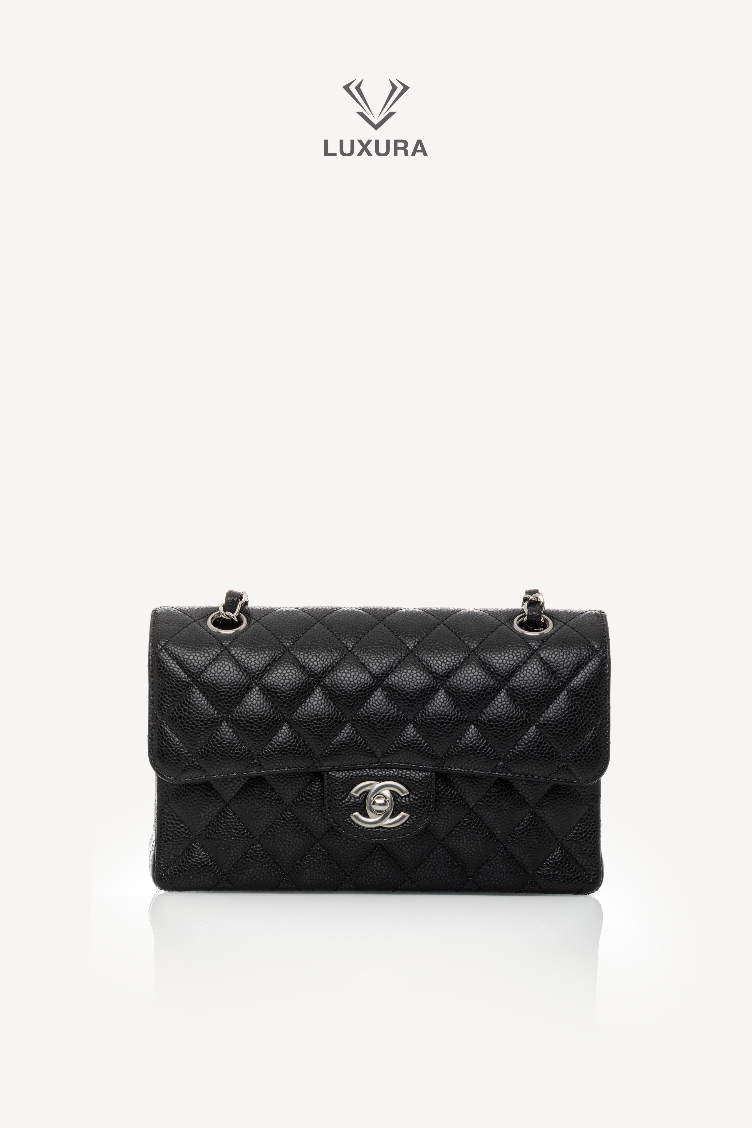 <span style="font-size: 10px;letter-spacing: .15em">HARD TO FIND</span><br>            <strong>CHANEL</strong><br>            <div style="margin-top:10px;font-size:16px">Caviar Quilted Small Double Flap Bag With silver Hardware</div><br> - Image 8