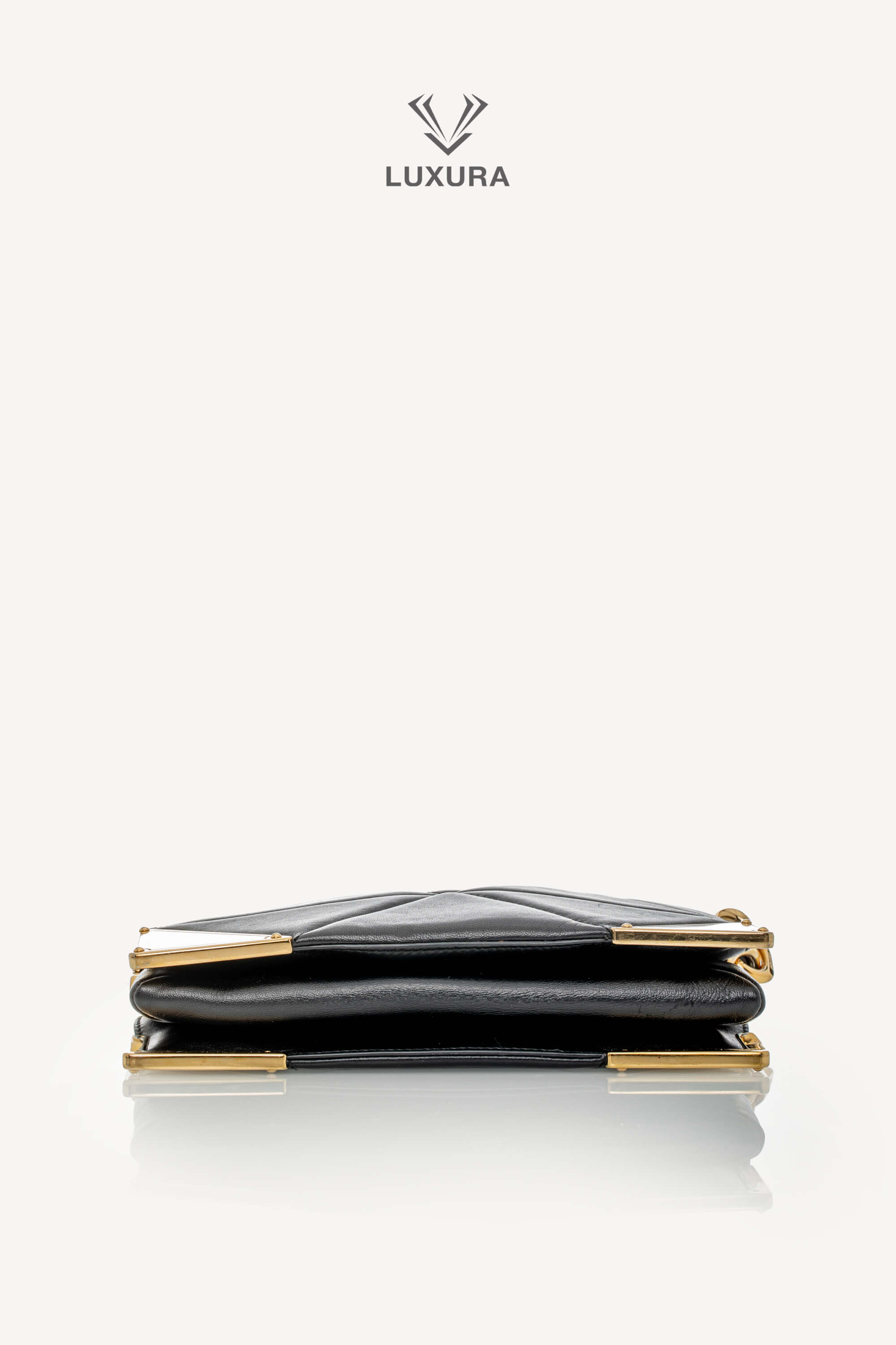 <span style="font-size: 10px;letter-spacing: .15em"></span><br> <strong>PRADA</strong><br> <div style="margin-top:10px;font-size:16px">Quilted Nappa Stitched Leather Crossbody Bag Black</div><br> - Image 16
