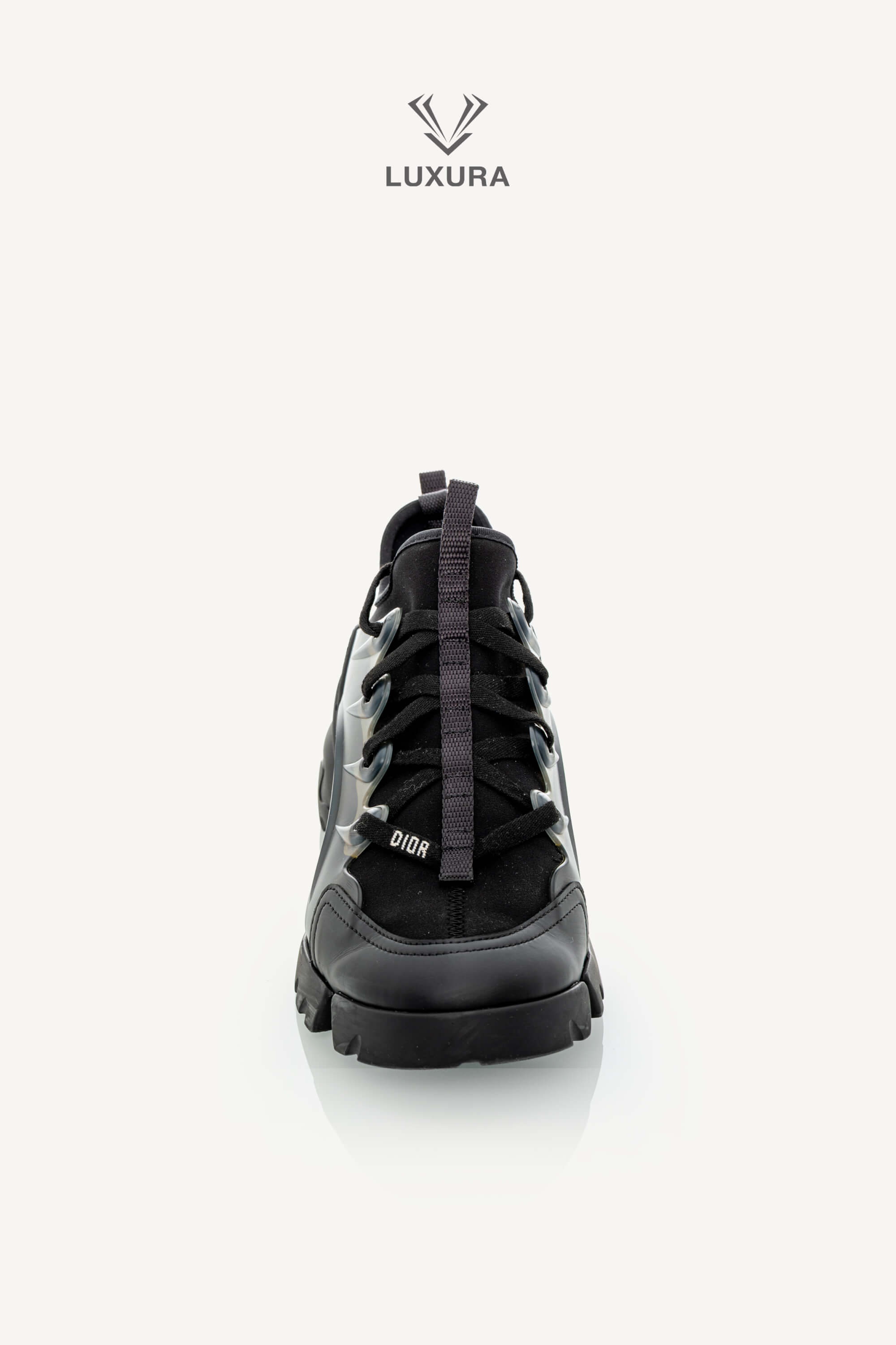 <span style="font-size: 10px;letter-spacing: .15em">HARD TO FIND</span><br>            <strong>CHRISTIAN DIOR</strong><br>            <div style="margin-top:10px;font-size:16px">D-Connect Black Technical Sneaker 37.5</div><br> - Image 11
