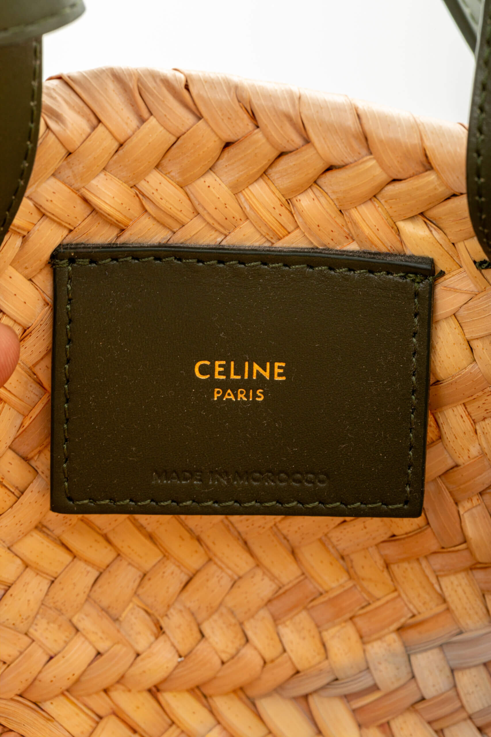 <span style="font-size: 10px;letter-spacing: .15em">HARD TO FIND</span><br>            <strong>CELINE</strong><br>            <div style="margin-top:10px;font-size:16px">Palm Leaves Calfskin Classic Triomphe Nano Panier Khaki</div><br> - Image 16