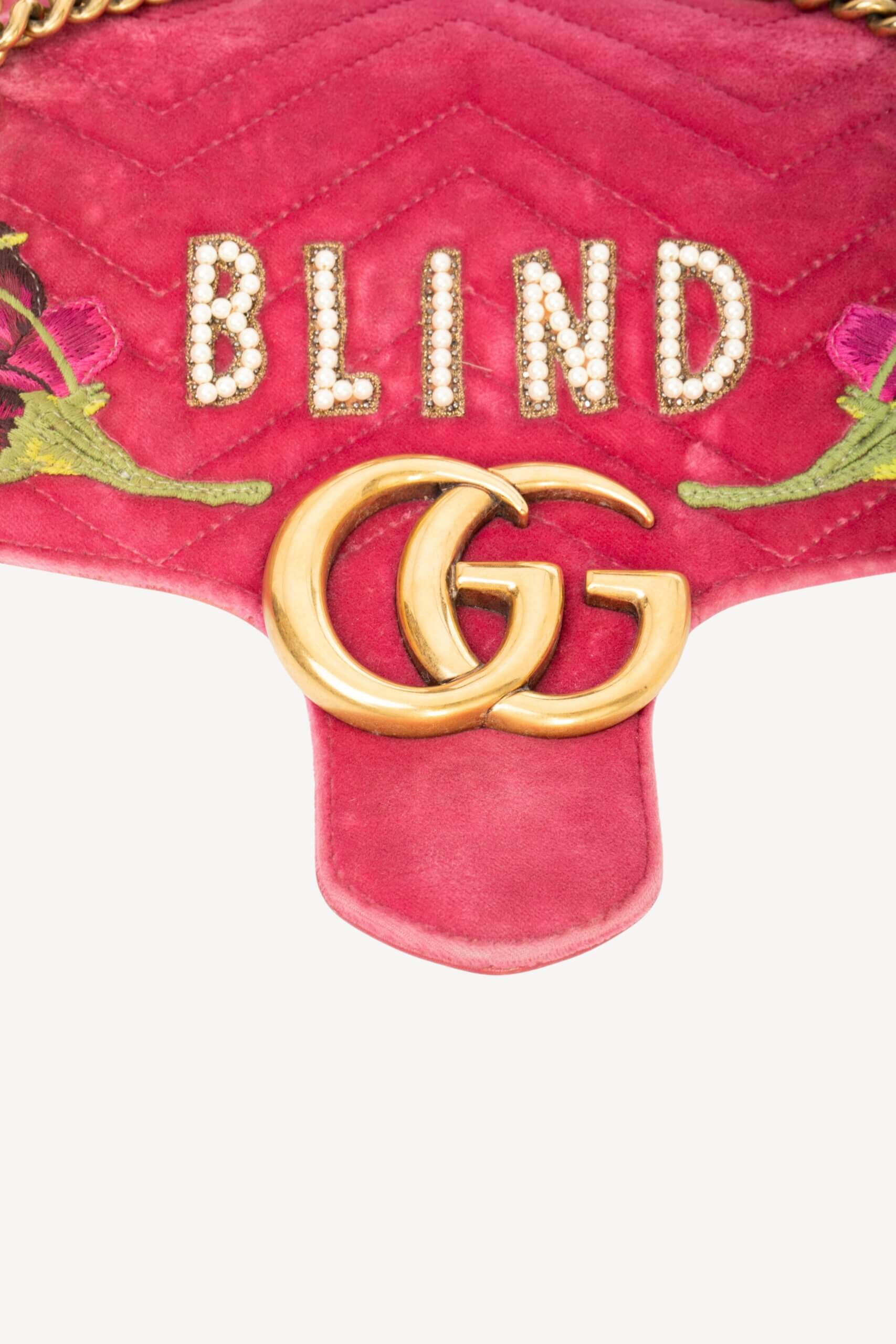 <span style="font-size: 10px;letter-spacing: .15em">BEST DEAL</span><br>            <strong>GUCCI</strong><br>            <div style="margin-top:10px;font-size:16px">Medium Marmont Flap Bag Quilted Embroidered Blind For Love Pink</div><br> - Image 11