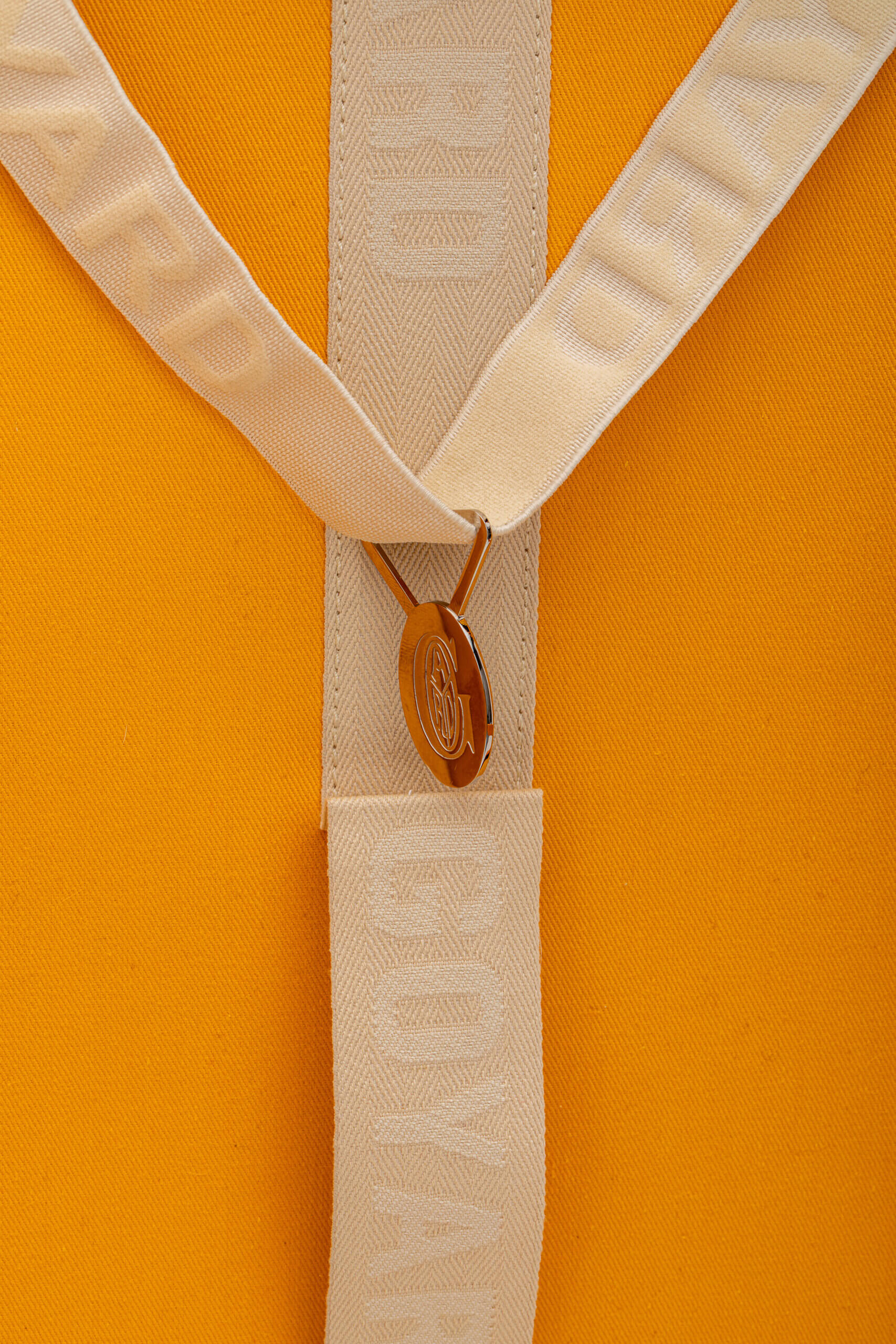 <span style="font-size: 10px;letter-spacing: .15em">HARD TO FIND</span><br> <strong>GOYARD</strong><br> <div style="margin-top:10px;font-size:16px">Bourget PM Trolley Case Yellow</div><br> - Image 38