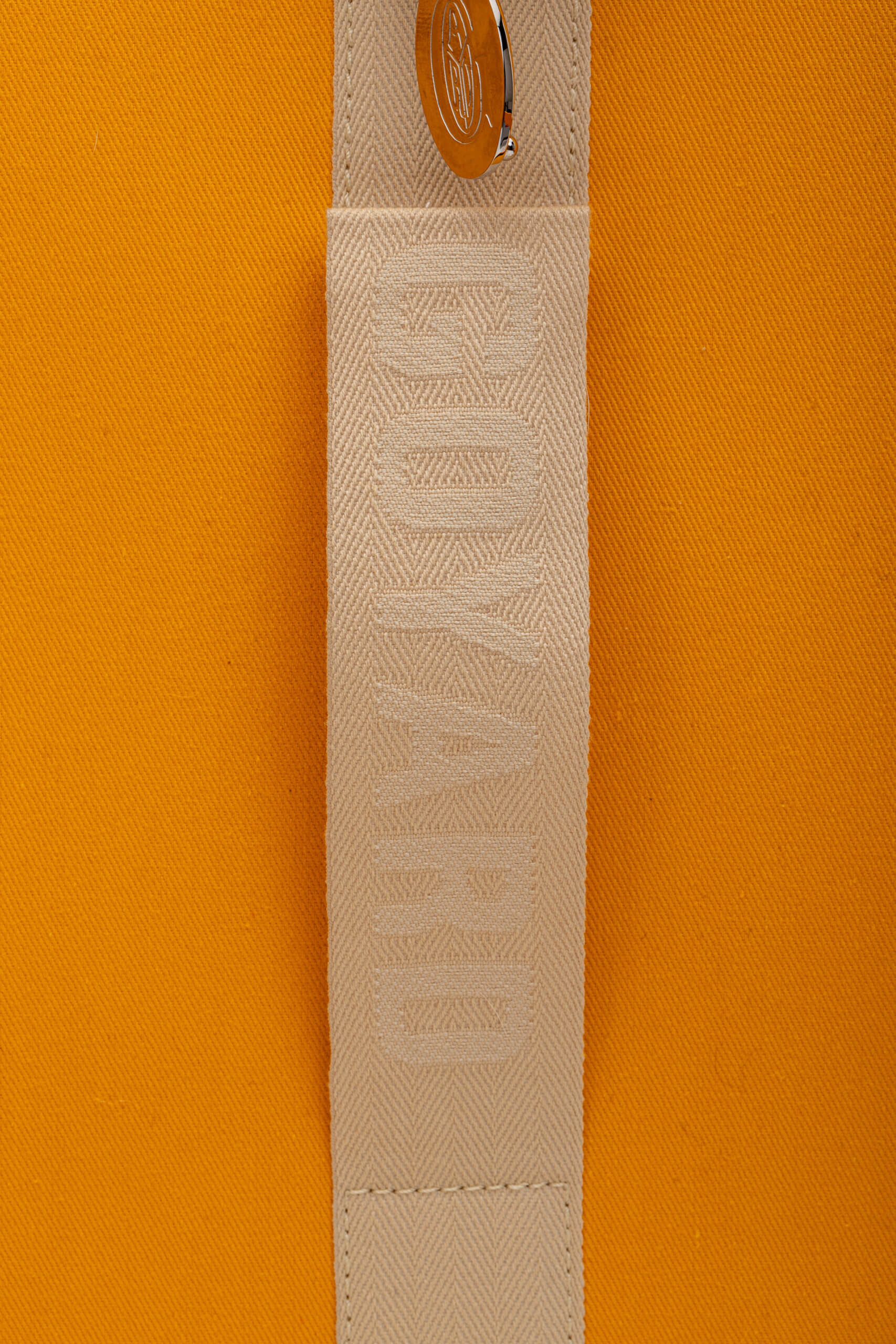 <span style="font-size: 10px;letter-spacing: .15em">HARD TO FIND</span><br> <strong>GOYARD</strong><br> <div style="margin-top:10px;font-size:16px">Bourget PM Trolley Case Yellow</div><br> - Image 37