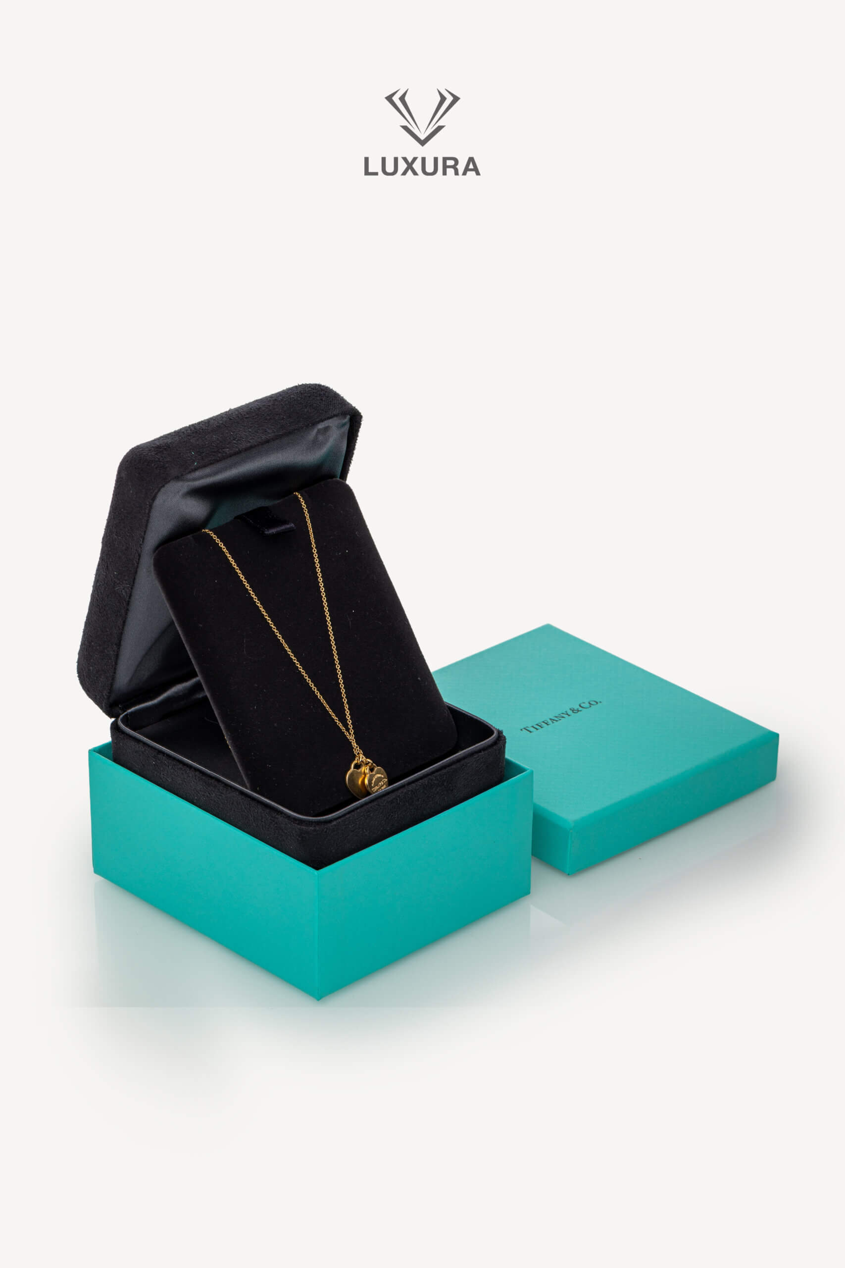 <span style="font-size: 10px;letter-spacing: .15em">HARD TO FIND</span><br>            <strong>TIFFANY & CO</strong><br>            <div style="margin-top:10px;font-size:16px">Return to Tiffany Double Heart Tag Pendant in Yellow Gold Mini</div><br> - Image 6