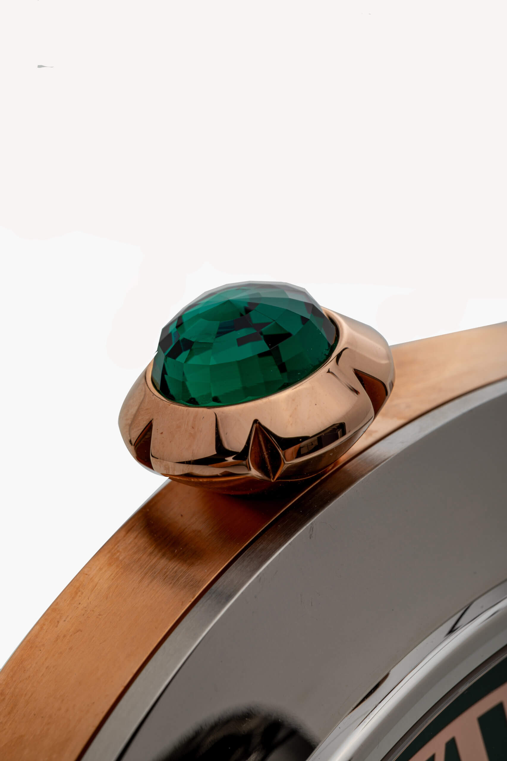 <span style="font-size: 10px;letter-spacing: .15em">HARD TO FIND</span><br> <strong>CHOPARD</strong><br> <div style="margin-top:10px;font-size:16px">Imperiale Alarm Clock Stainless Steel Rose Gold Finish</div><br> - Image 12