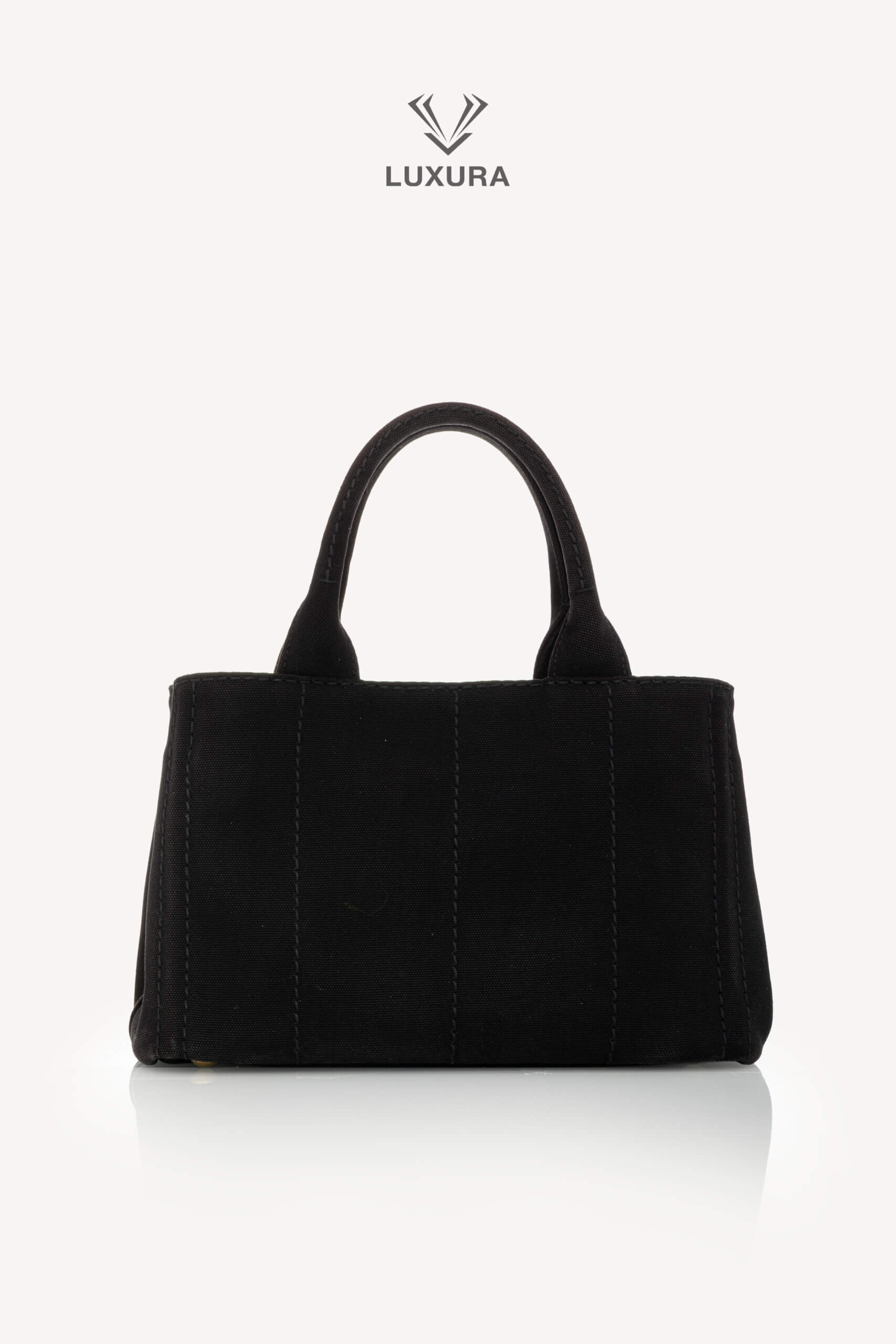 <span style="font-size: 10px;letter-spacing: .15em">HARD TO FIND</span><br> <strong>PRADA</strong><br> <div style="margin-top:10px;font-size:16px">Canapa Logo Tote Bag Black</div><br> - Image 6