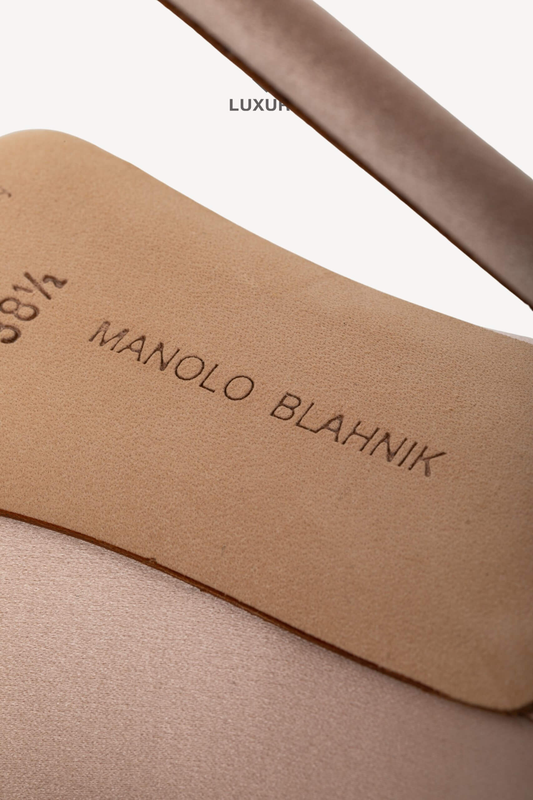 <span style="font-size: 10px;letter-spacing: .15em">BEST DEAL</span><br> <strong>MANOLO BLAHNIK</strong><br> <div style="margin-top:10px;font-size:16px">Champagne Satin Crystal Embellished Hangisi Pumps 38.5</div><br> - Image 18