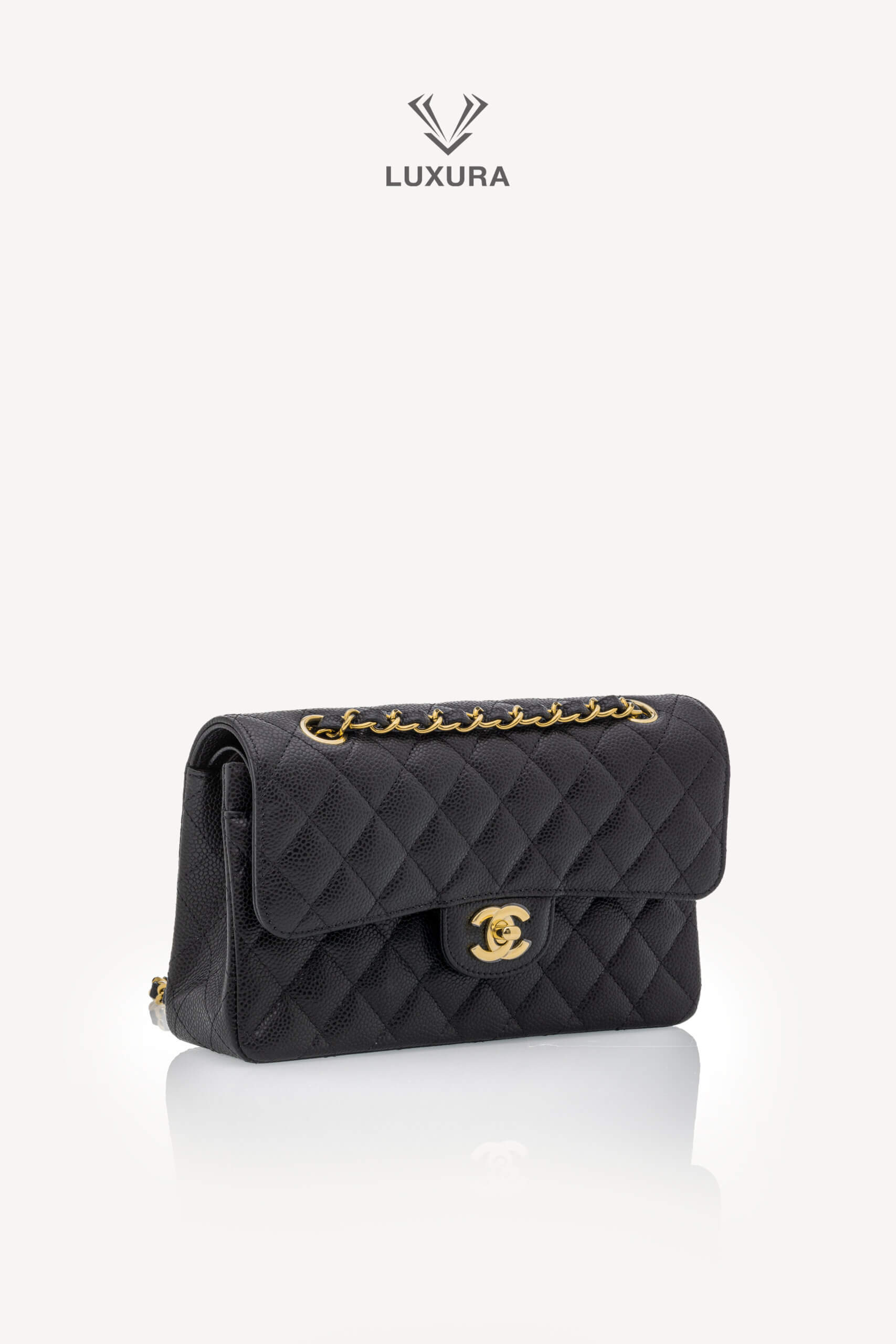 <span style="font-size: 10px;letter-spacing: .15em">HARD TO FIND</span><br> <strong>CHANEL</strong><br> <div style="margin-top:10px;font-size:16px">Small Classic Handbag Black Grained Calfskin Gold Tone Metal</div><br> - Image 3