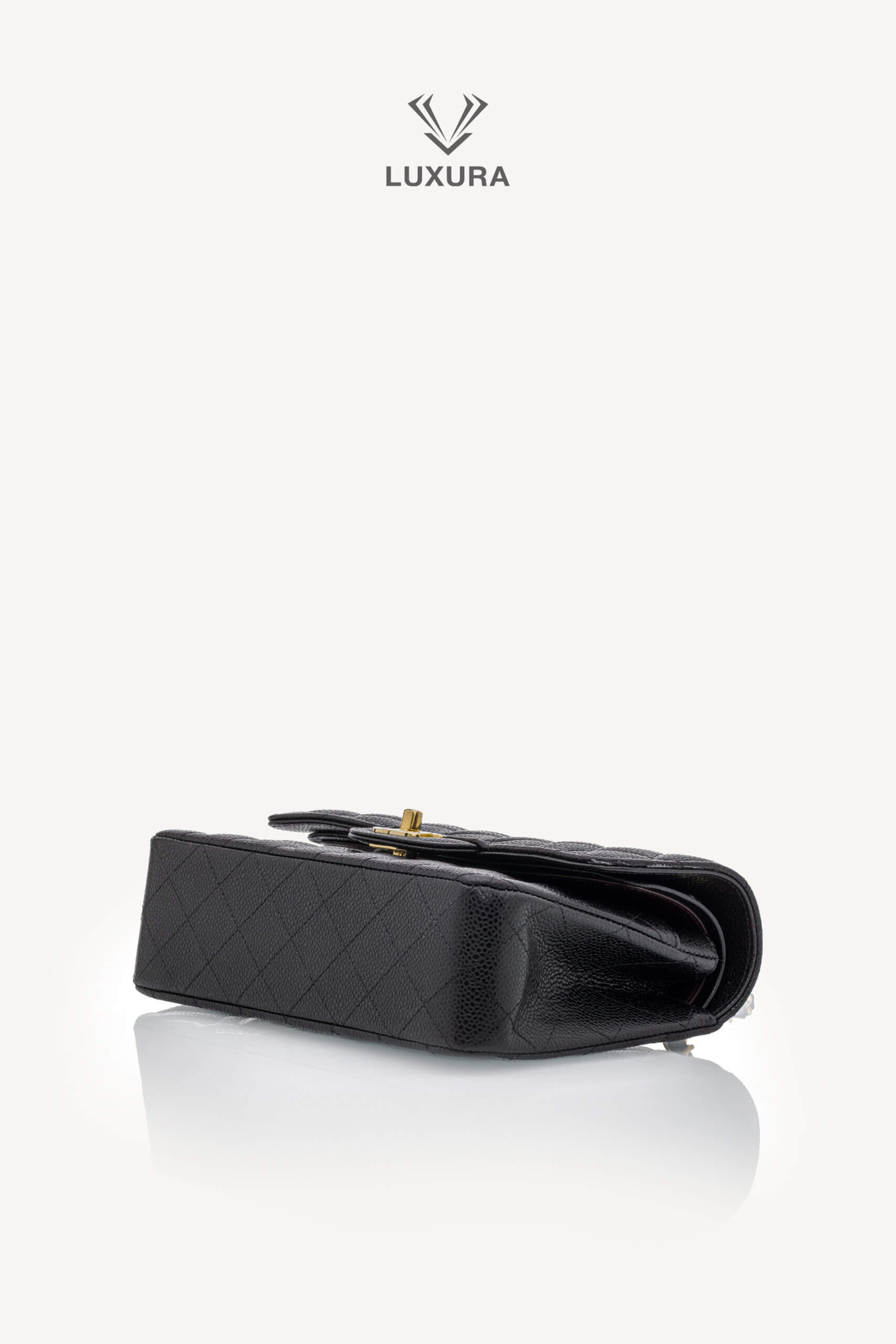<span style="font-size: 10px;letter-spacing: .15em">HARD TO FIND</span><br> <strong>CHANEL</strong><br> <div style="margin-top:10px;font-size:16px">Small Classic Handbag Black Grained Calfskin Gold Tone Metal</div><br> - Image 24