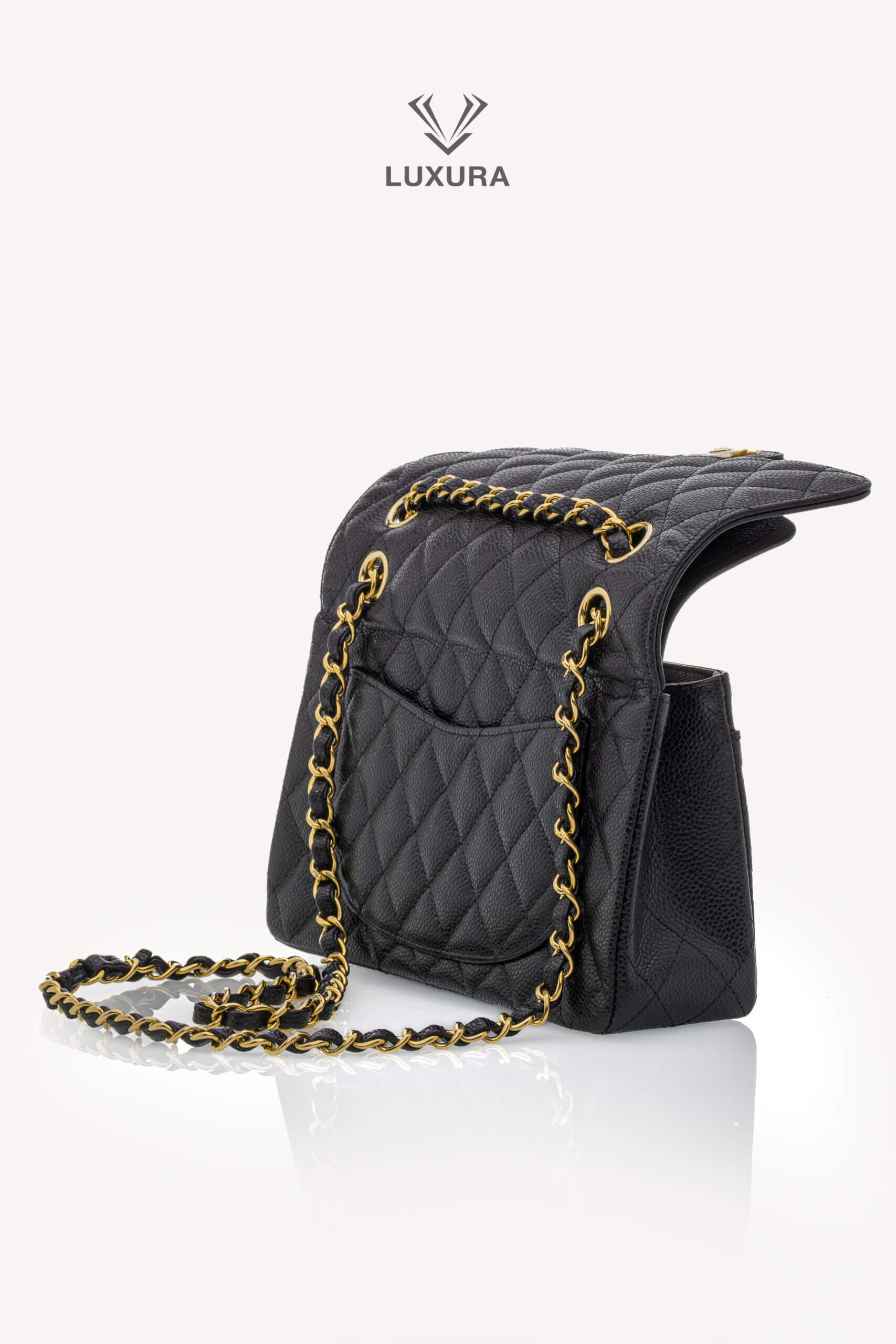<span style="font-size: 10px;letter-spacing: .15em">HARD TO FIND</span><br> <strong>CHANEL</strong><br> <div style="margin-top:10px;font-size:16px">Small Classic Handbag Black Grained Calfskin Gold Tone Metal</div><br> - Image 7