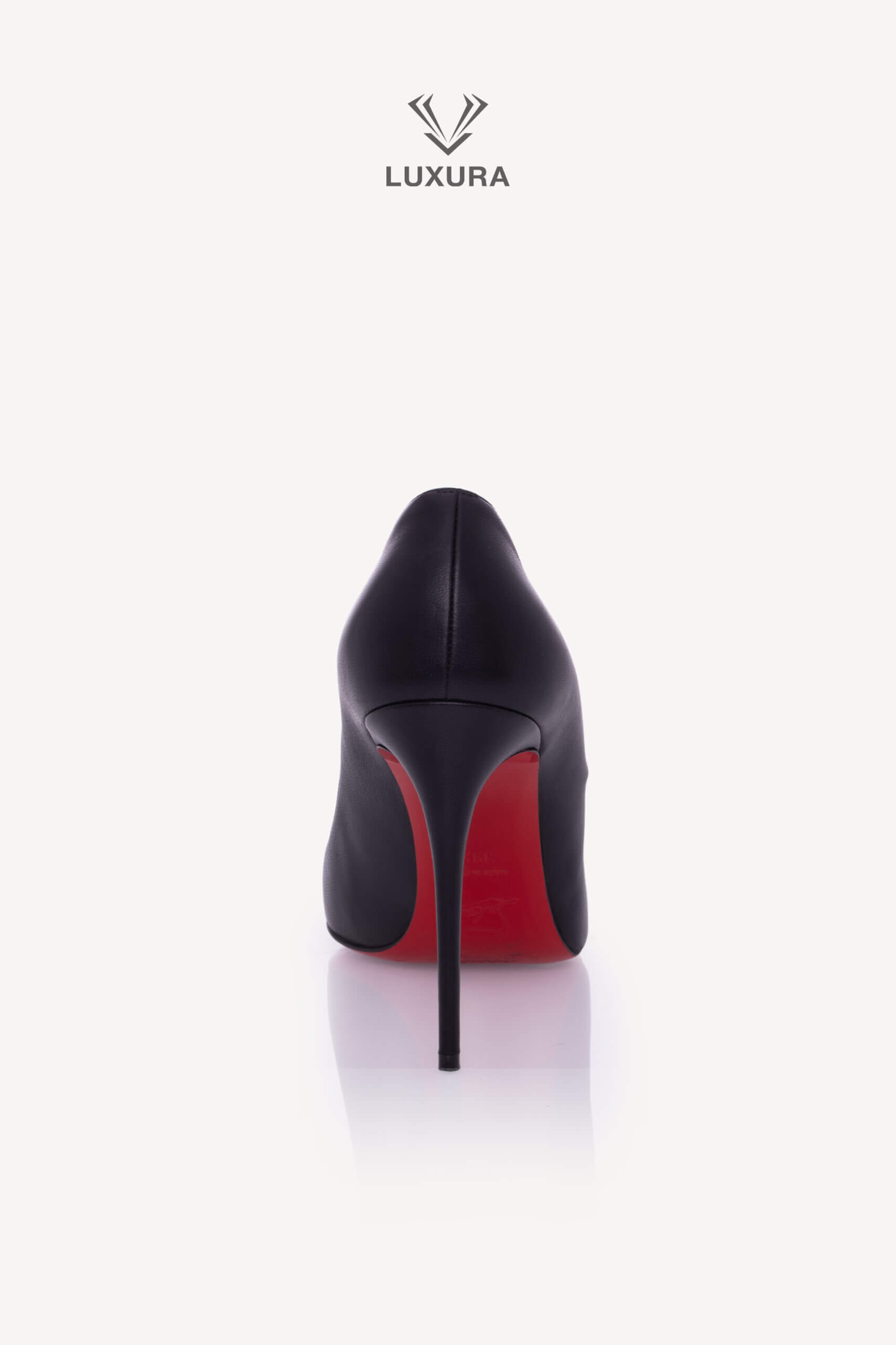 <span style="font-size: 10px;letter-spacing: .15em">BEST DEAL</span><br>            <strong>CHRISTIAN LOUBOUTIN</strong><br>            <div style="margin-top:10px;font-size:16px">Shinny Nappa Pigalle Folies 100 Pumps Black 39.5</div><br> - Image 12