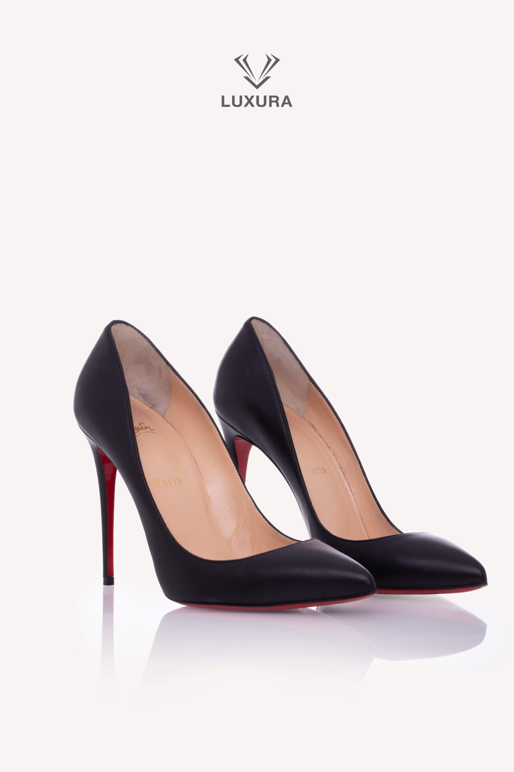 <span style="font-size: 10px;letter-spacing: .15em">BEST DEAL</span><br>            <strong>CHRISTIAN LOUBOUTIN</strong><br>            <div style="margin-top:10px;font-size:16px">Shinny Nappa Pigalle Folies 100 Pumps Black 39.5</div><br> - Image 4