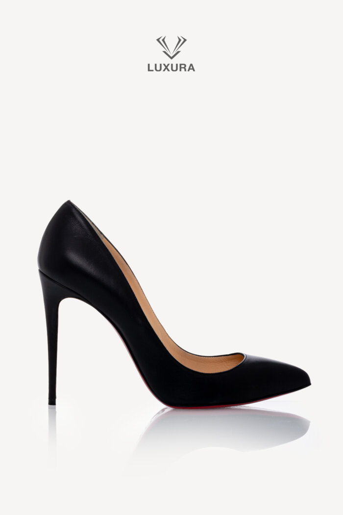 <span style="font-size: 10px;letter-spacing: .15em">BEST DEAL</span><br>            <strong>CHRISTIAN LOUBOUTIN</strong><br>            <div style="margin-top:10px;font-size:16px">Shinny Nappa Pigalle Folies 100 Pumps Black 39.5</div><br>