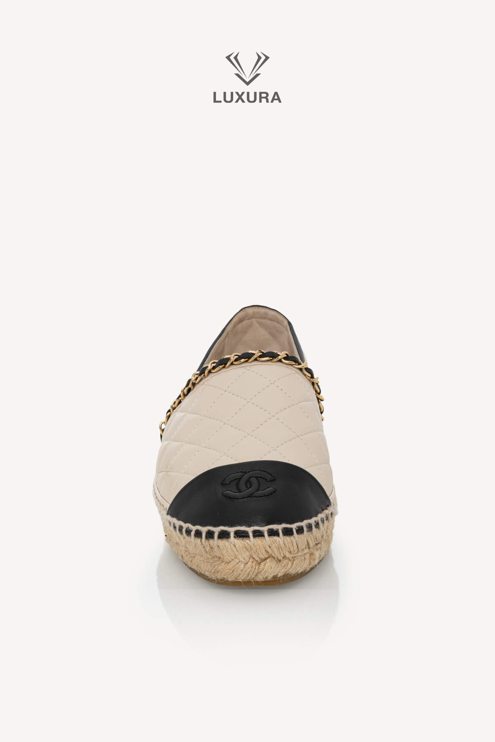 <span style="font-size: 10px;letter-spacing: .15em">BEST DEAL</span><br> <strong>CHANEL</strong><br> <div style="margin-top:10px;font-size:16px">Lambskin Grosgrain Quilted CC Chain Espadrilles Beige Black 39</div><br> - Image 18