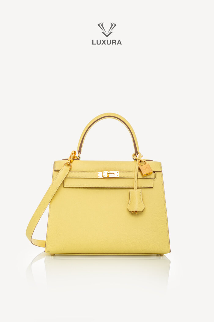 <span style="font-size: 10px;letter-spacing: .15em">HARD TO FIND</span><br>            <strong>HERMES</strong><br>            <div style="margin-top:10px;font-size:16px">Kelly 25 Sellier Jaune Poussin Gold Hardware</div><br>
