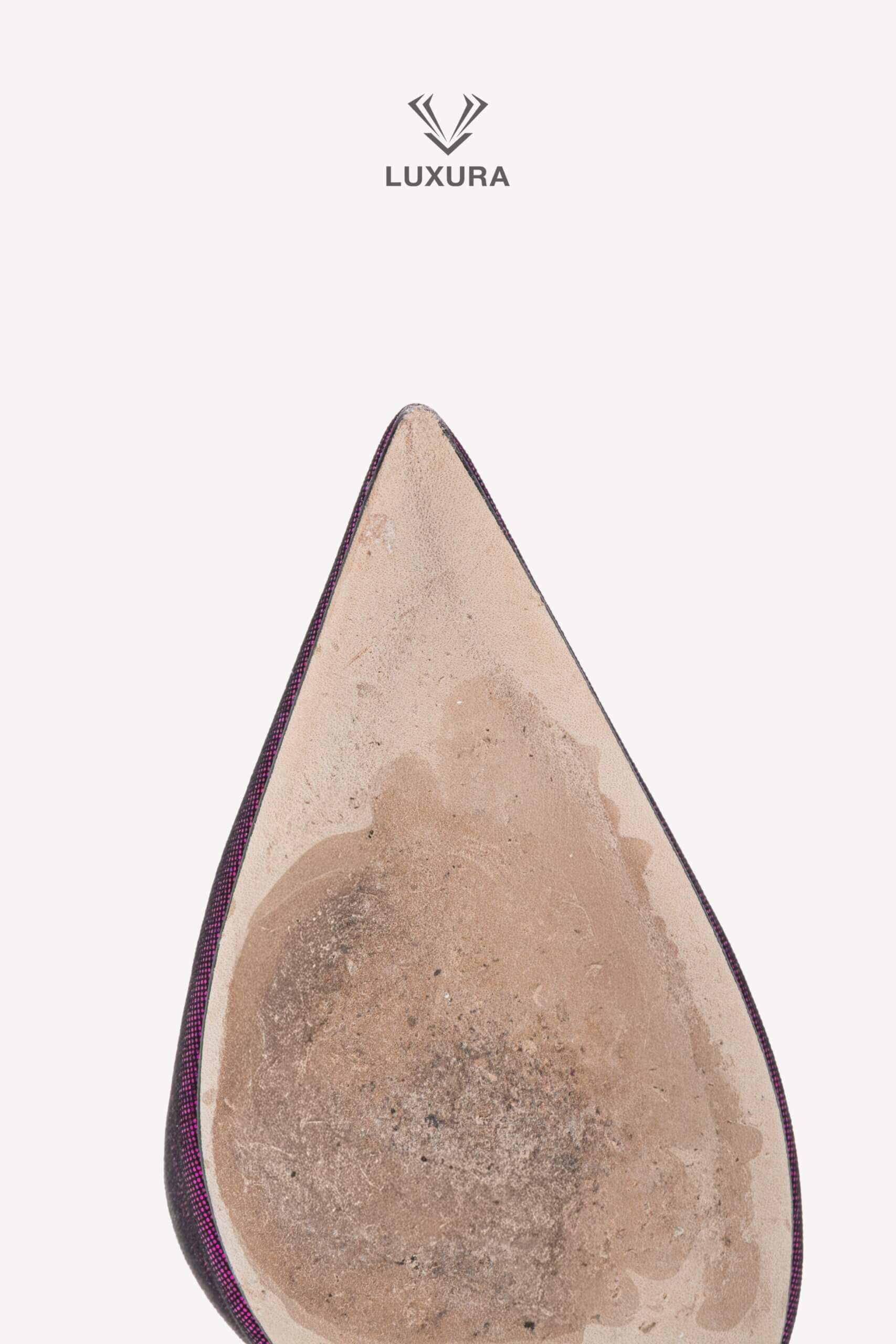 <span style="font-size: 10px;letter-spacing: .15em">BEST DEAL</span><br> <strong>JIMMY CHOO</strong><br> <div style="margin-top:10px;font-size:16px">Saeda 100 Pumps Glittery Pink 39.5</div><br> - Image 17