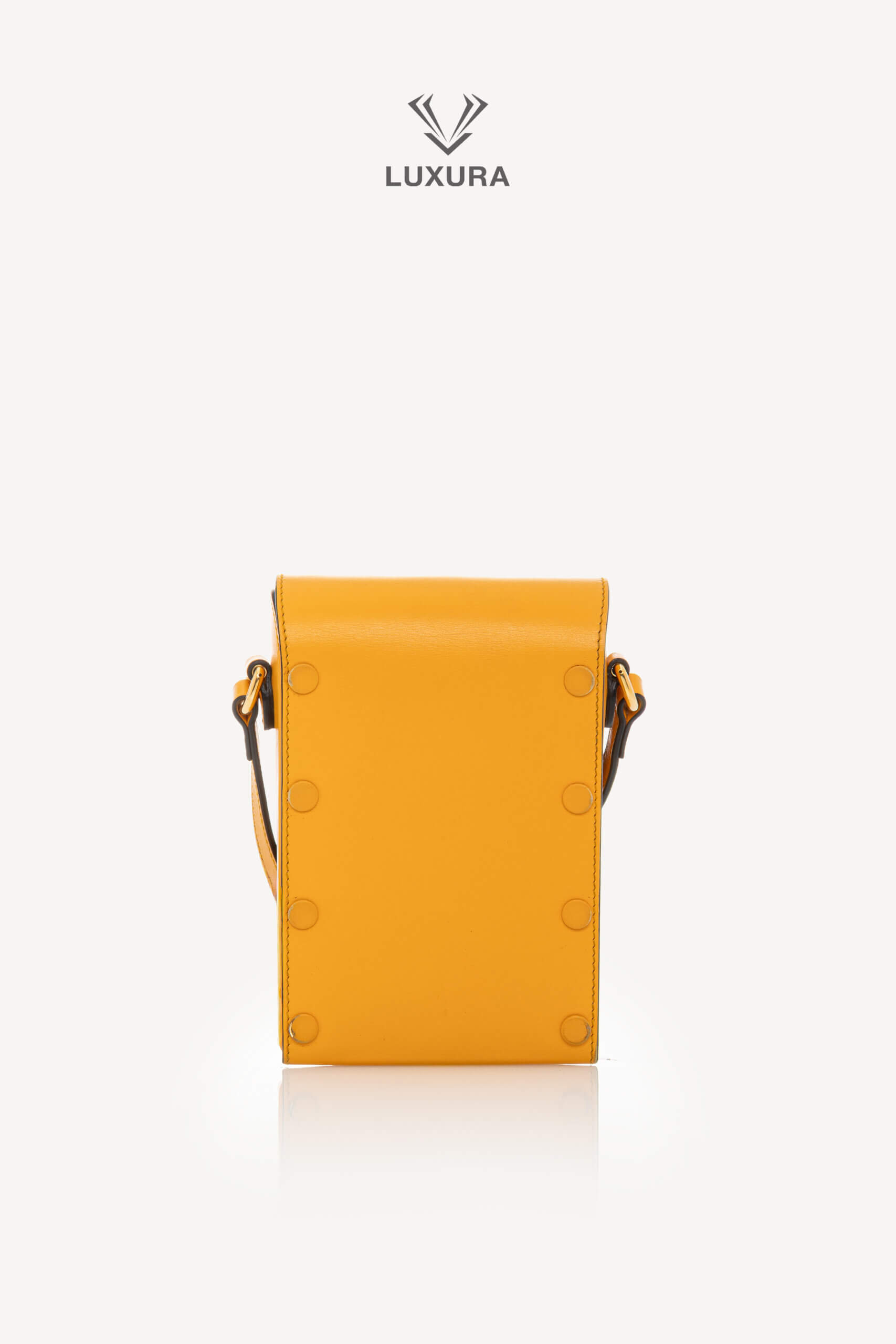 <span style="font-size: 10px;letter-spacing: .15em">HARD TO FIND</span><br>            <strong>GUCCI</strong><br>            <div style="margin-top:10px;font-size:16px">Mini Horsebit 1955 Shoulder Bag Yellow</div><br> - Image 6