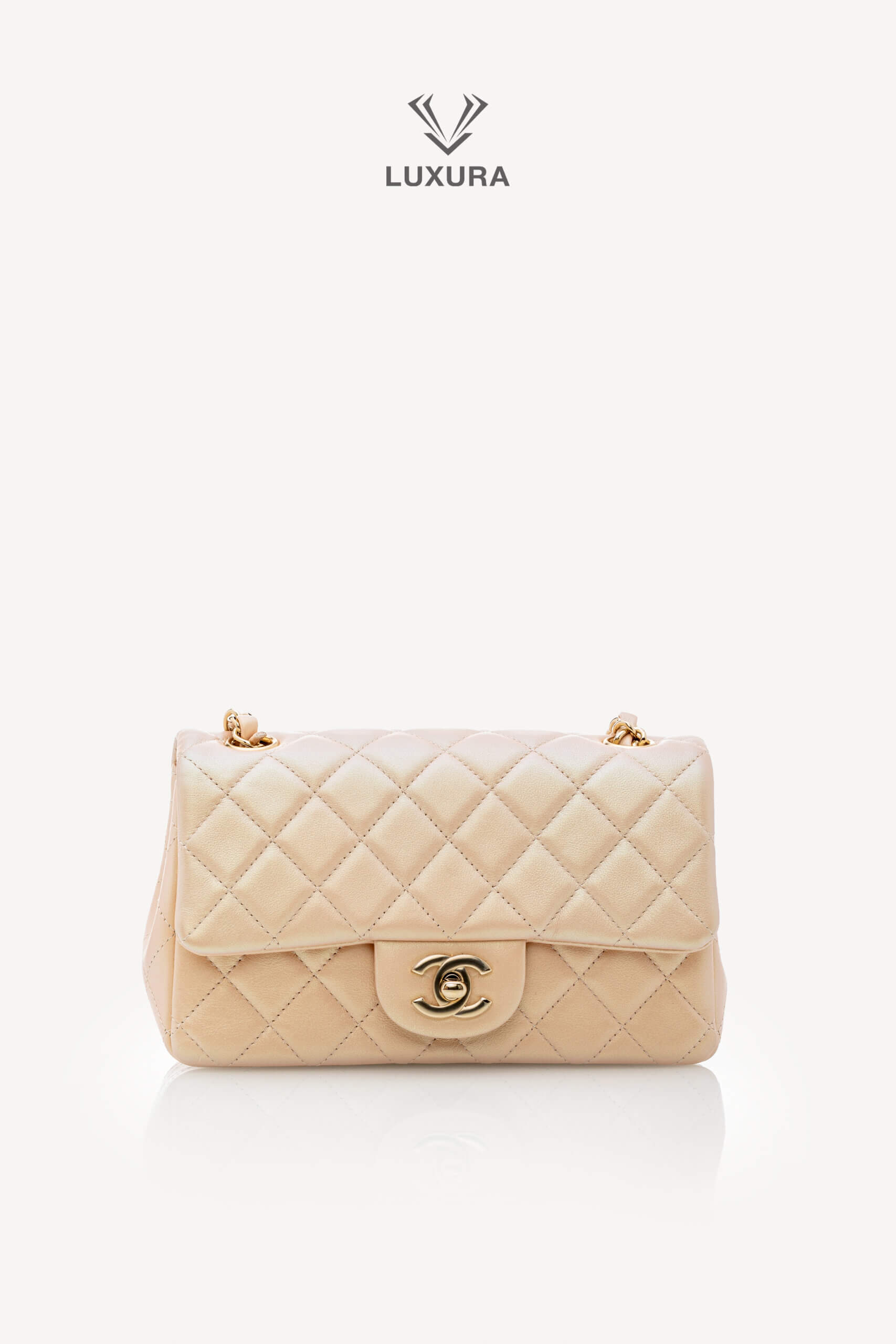 <span style="font-size: 10px;letter-spacing: .15em">HARD TO FIND</span><br>            <strong>CHANEL</strong><br>            <div style="margin-top:10px;font-size:16px">Classic Mini Rectangular Flap Bag Baby Pink Iridescent Lambskin Leather</div><br> - Image 5
