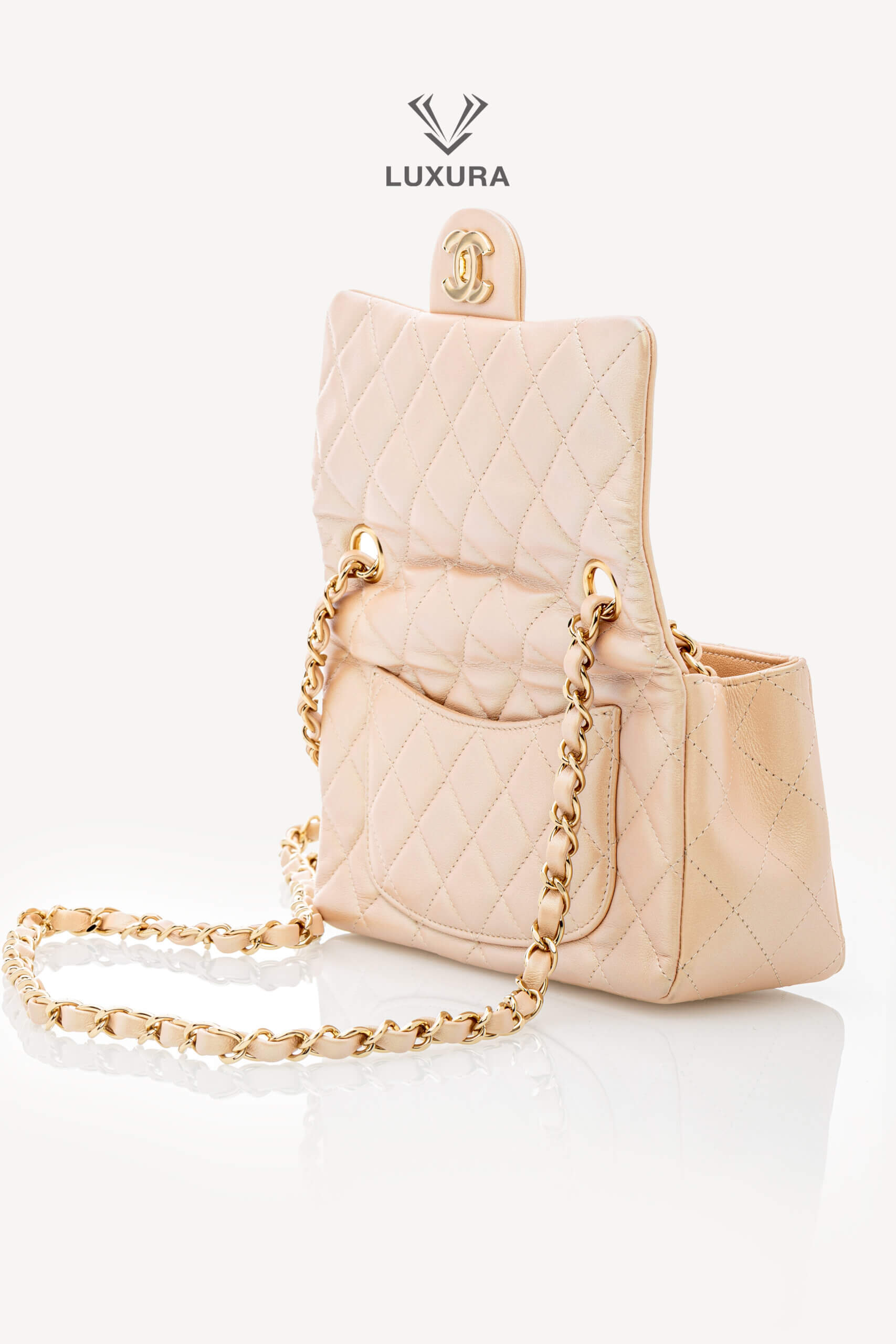 <span style="font-size: 10px;letter-spacing: .15em">HARD TO FIND</span><br>            <strong>CHANEL</strong><br>            <div style="margin-top:10px;font-size:16px">Classic Mini Rectangular Flap Bag Baby Pink Iridescent Lambskin Leather</div><br> - Image 7