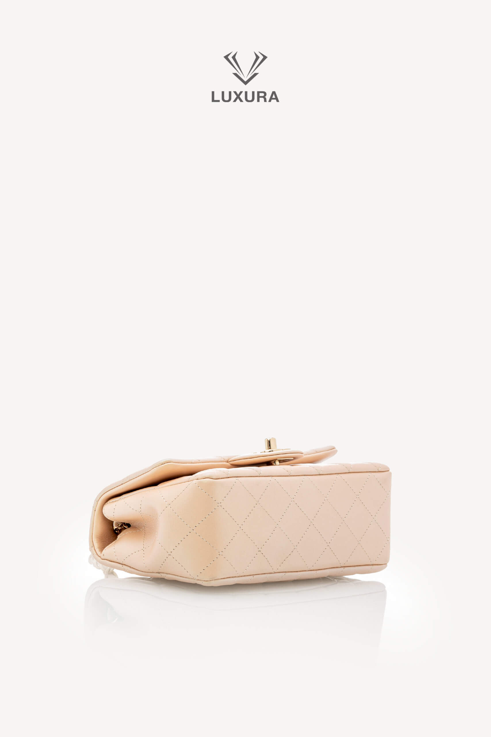 <span style="font-size: 10px;letter-spacing: .15em">HARD TO FIND</span><br>            <strong>CHANEL</strong><br>            <div style="margin-top:10px;font-size:16px">Classic Mini Rectangular Flap Bag Baby Pink Iridescent Lambskin Leather</div><br> - Image 23
