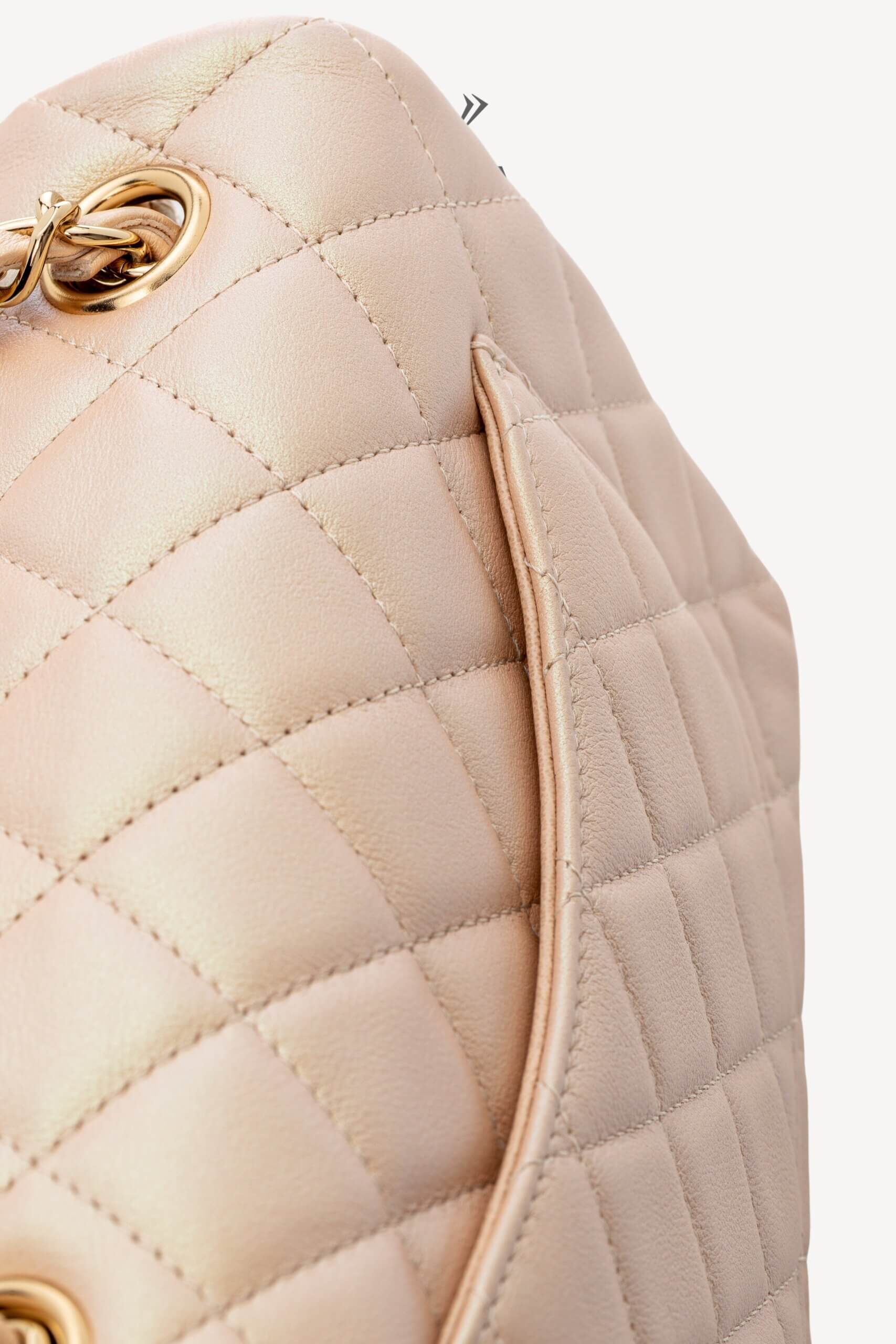 <span style="font-size: 10px;letter-spacing: .15em">HARD TO FIND</span><br>            <strong>CHANEL</strong><br>            <div style="margin-top:10px;font-size:16px">Classic Mini Rectangular Flap Bag Baby Pink Iridescent Lambskin Leather</div><br> - Image 18
