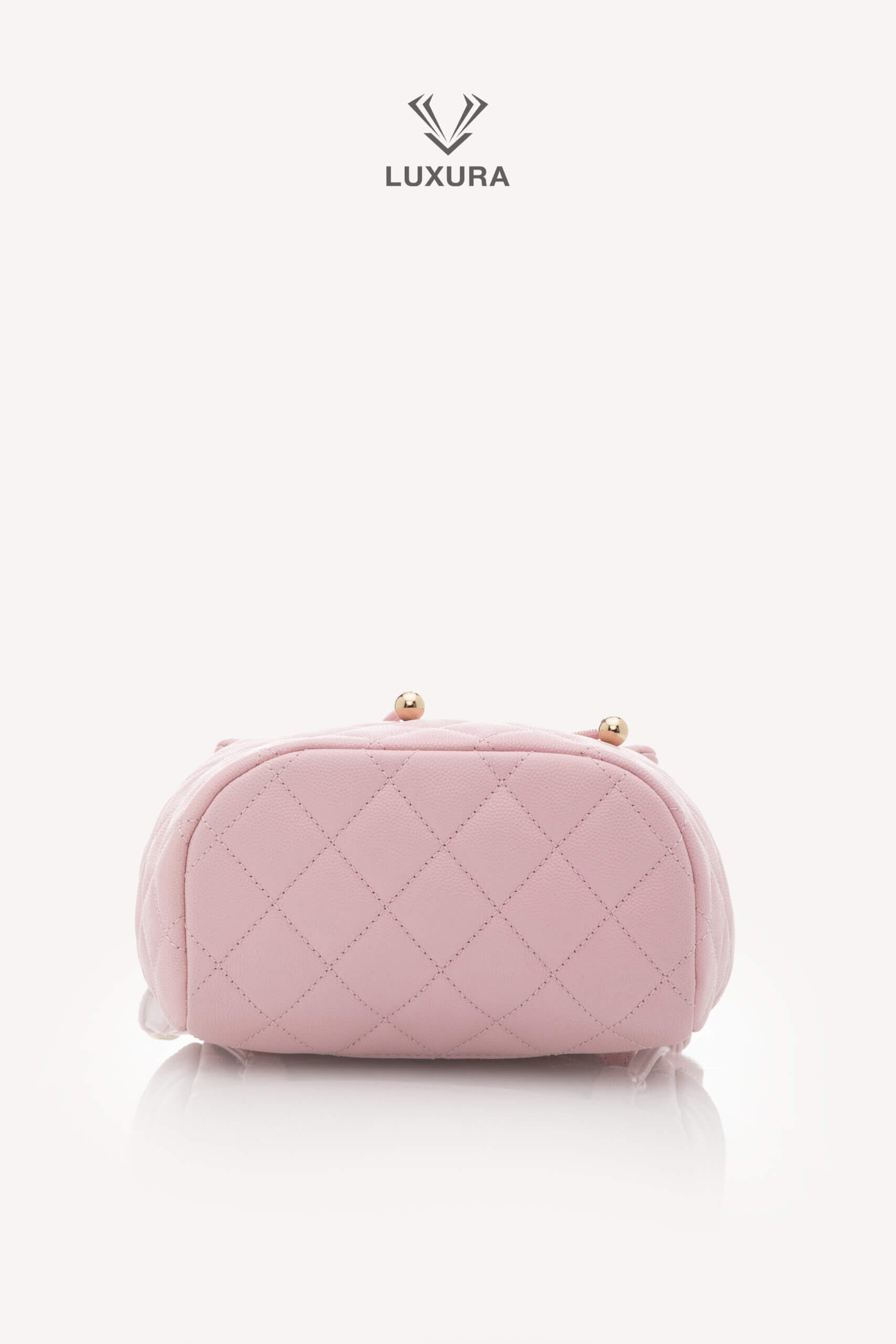<span style="font-size: 10px;letter-spacing: .15em">NEW COLLECTION</span><br>            <strong>CHANEL</strong><br>            <div style="margin-top:10px;font-size:16px">Caviar Quilted Small Urban Spirit Backpack Pink</div><br> - Image 32