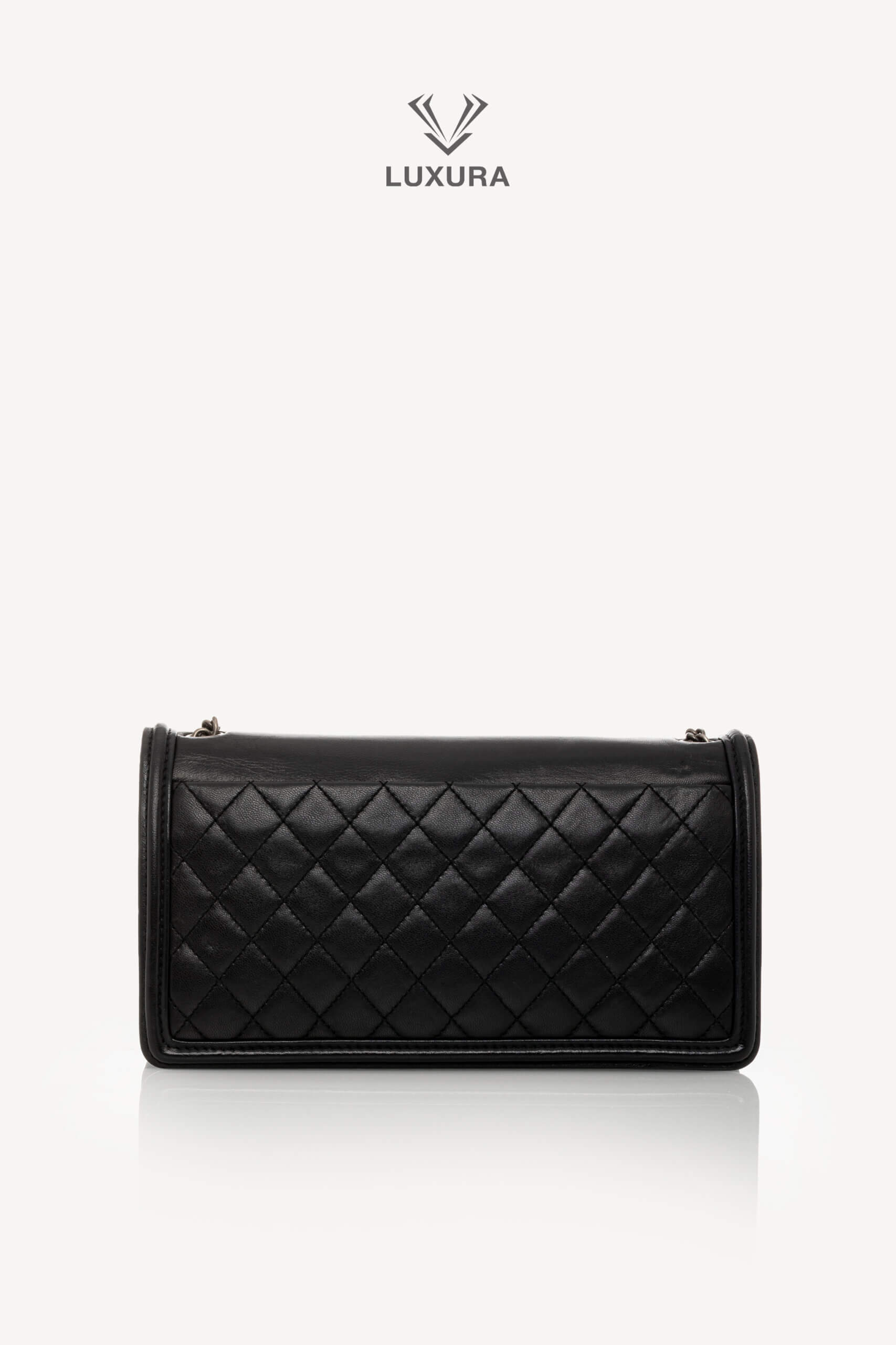 <span style="font-size: 10px;letter-spacing: .15em">HARD TO FIND</span><br> <strong>CHANEL</strong><br> <div style="margin-top:10px;font-size:16px">Boy Lego Brick Flap Bag Lambskin-PVC Black</div><br> - Image 7