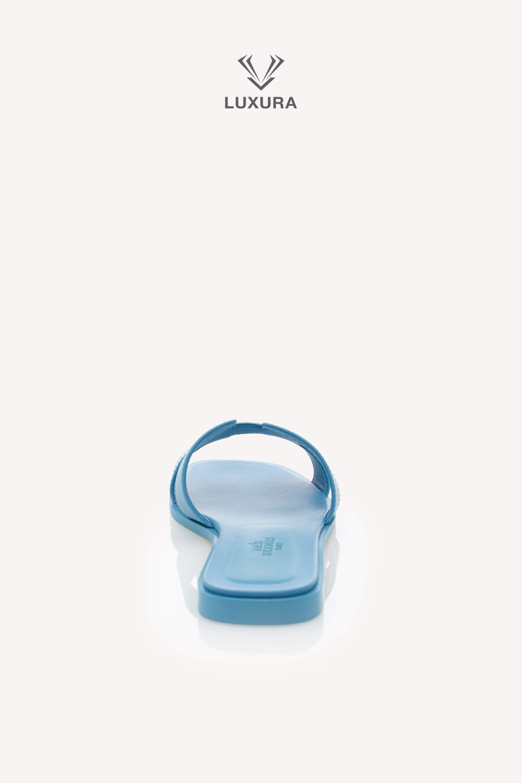 <span style="font-size: 10px;letter-spacing: .15em">HARD TO FIND</span><br>            <strong>HERMES</strong><br>            <div style="margin-top:10px;font-size:16px">Oran Sandal Bleu Cameo 36</div><br> - Image 14