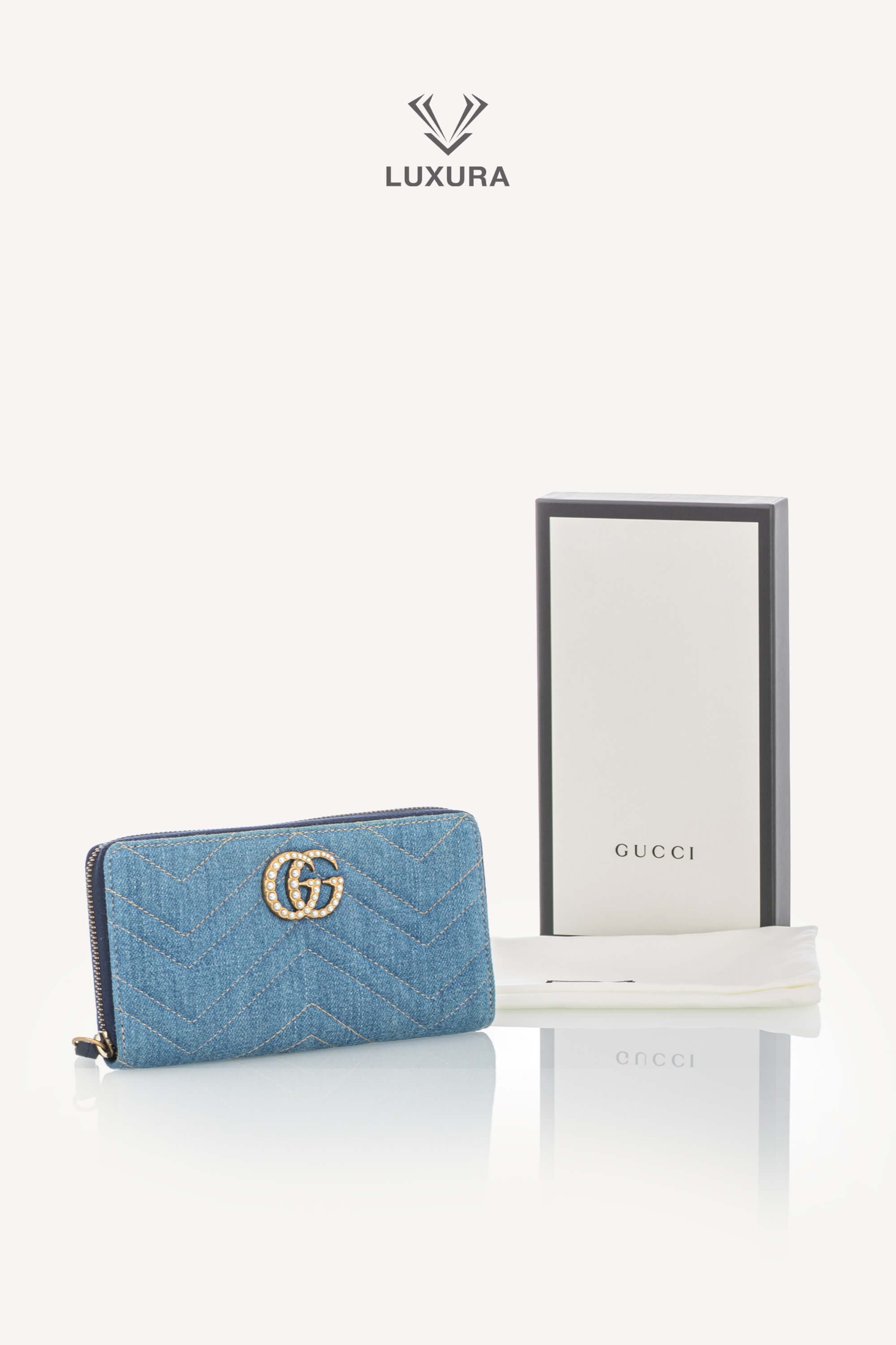 <span style="font-size: 10px;letter-spacing: .15em">HARD TO FIND</span><br>            <strong>GUCCI</strong><br>            <div style="margin-top:10px;font-size:16px">Denim Matelasse Pearly GG Marmont Zip Around Wallet Blue</div><br> - Image 2