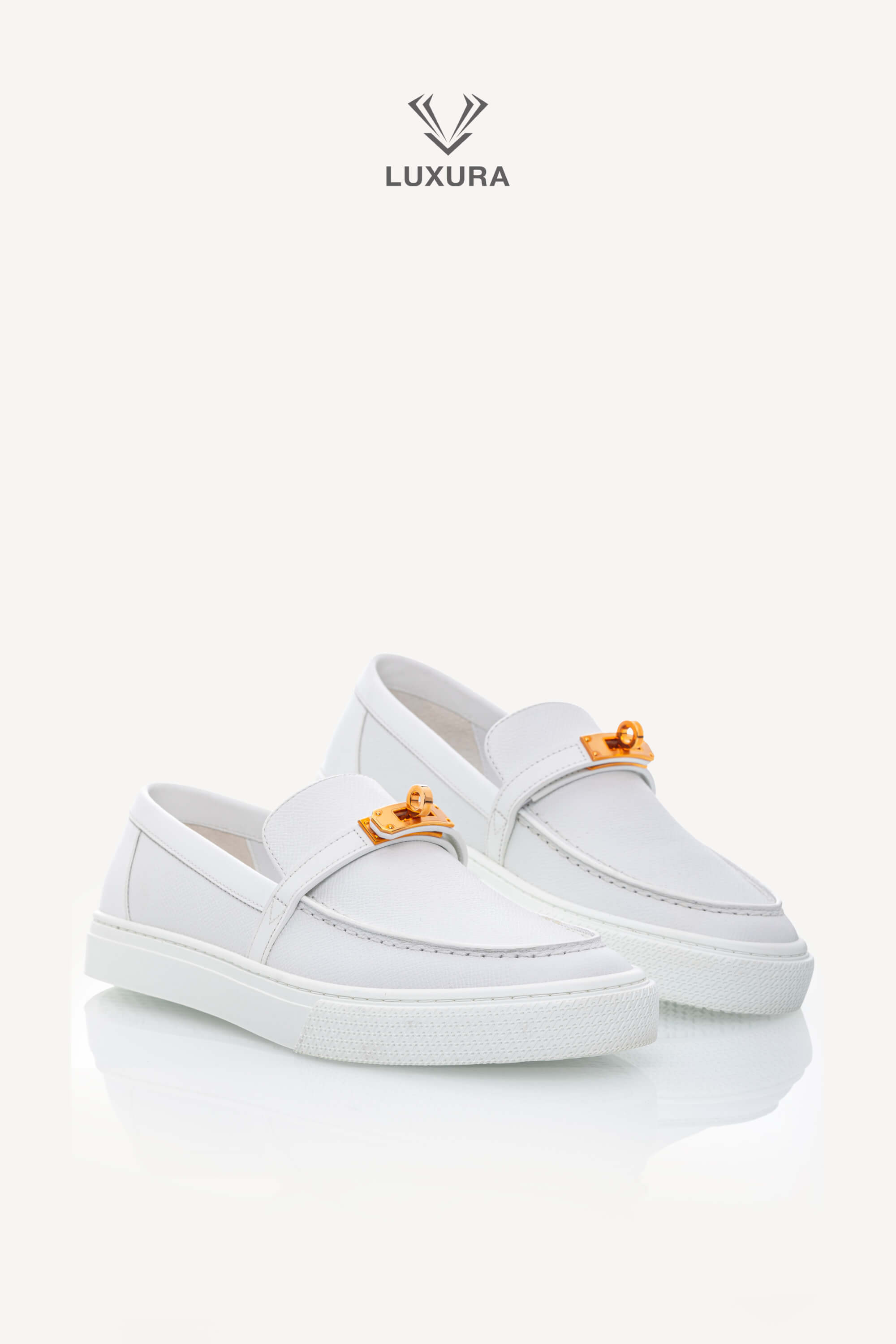 <span style="font-size: 10px;letter-spacing: .15em">HARD TO FIND</span><br> <strong>HERMES</strong><br> <div style="margin-top:10px;font-size:16px">Game Slip On Sneaker White 39.5</div><br> - Image 6