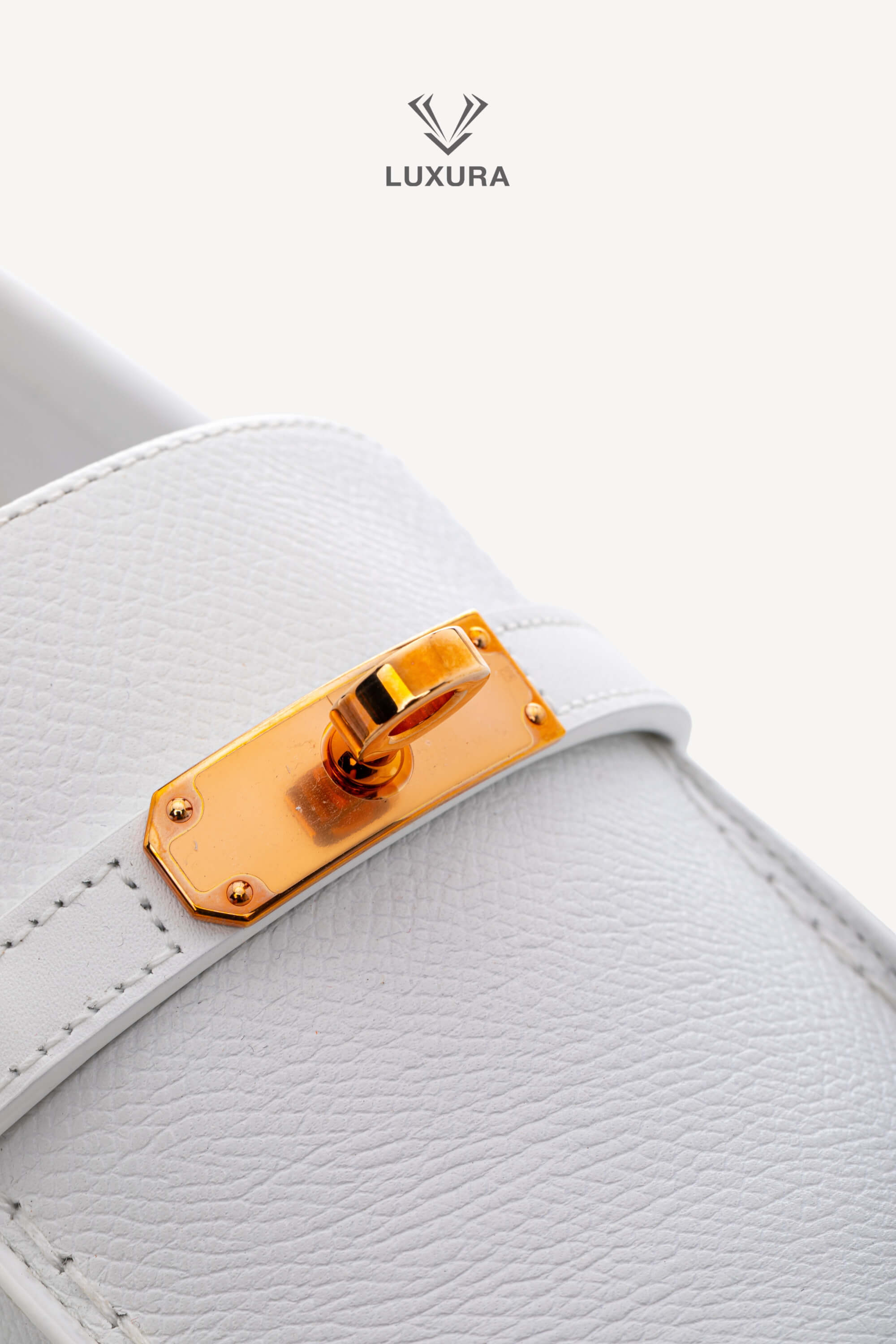 <span style="font-size: 10px;letter-spacing: .15em">HARD TO FIND</span><br> <strong>HERMES</strong><br> <div style="margin-top:10px;font-size:16px">Game Slip On Sneaker White 39.5</div><br> - Image 20