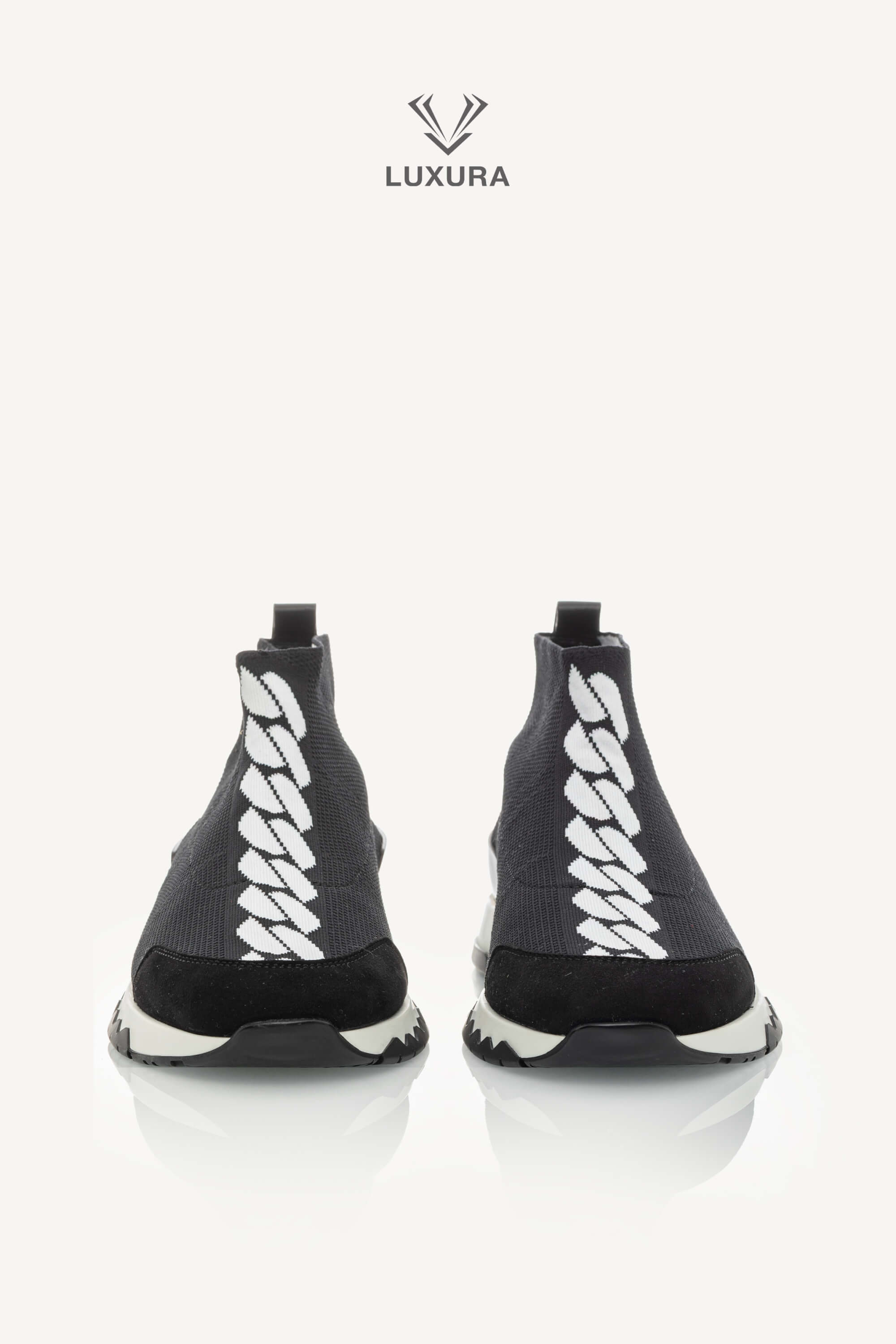<span style="font-size: 10px;letter-spacing: .15em">BEST DEAL</span><br> <strong>HERMES</strong><br> <div style="margin-top:10px;font-size:16px">Volo Sneakers Black-White 36.5</div><br> - Image 5