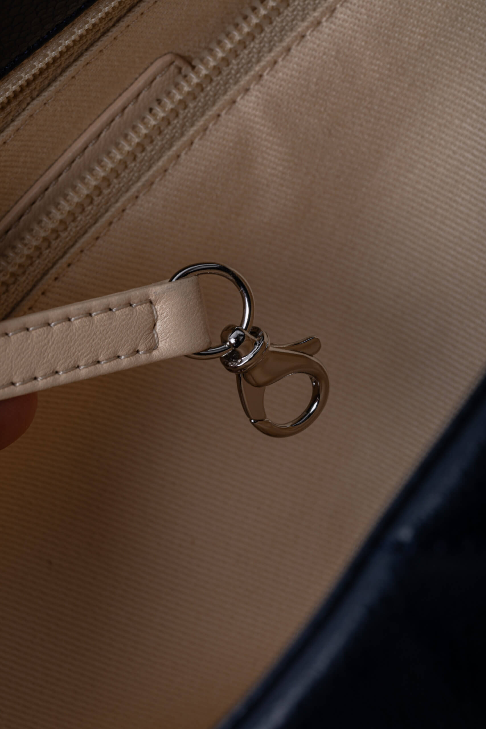 <span style="font-size: 10px;letter-spacing: .15em">HARD TO FIND</span><br>            <strong>CHANEL</strong><br>            <div style="margin-top:10px;font-size:16px">Quilted Soft Glazed Caviar Leather Large Stretch Spirit Messenger Flap Bag Indigo</div><br> - Image 25