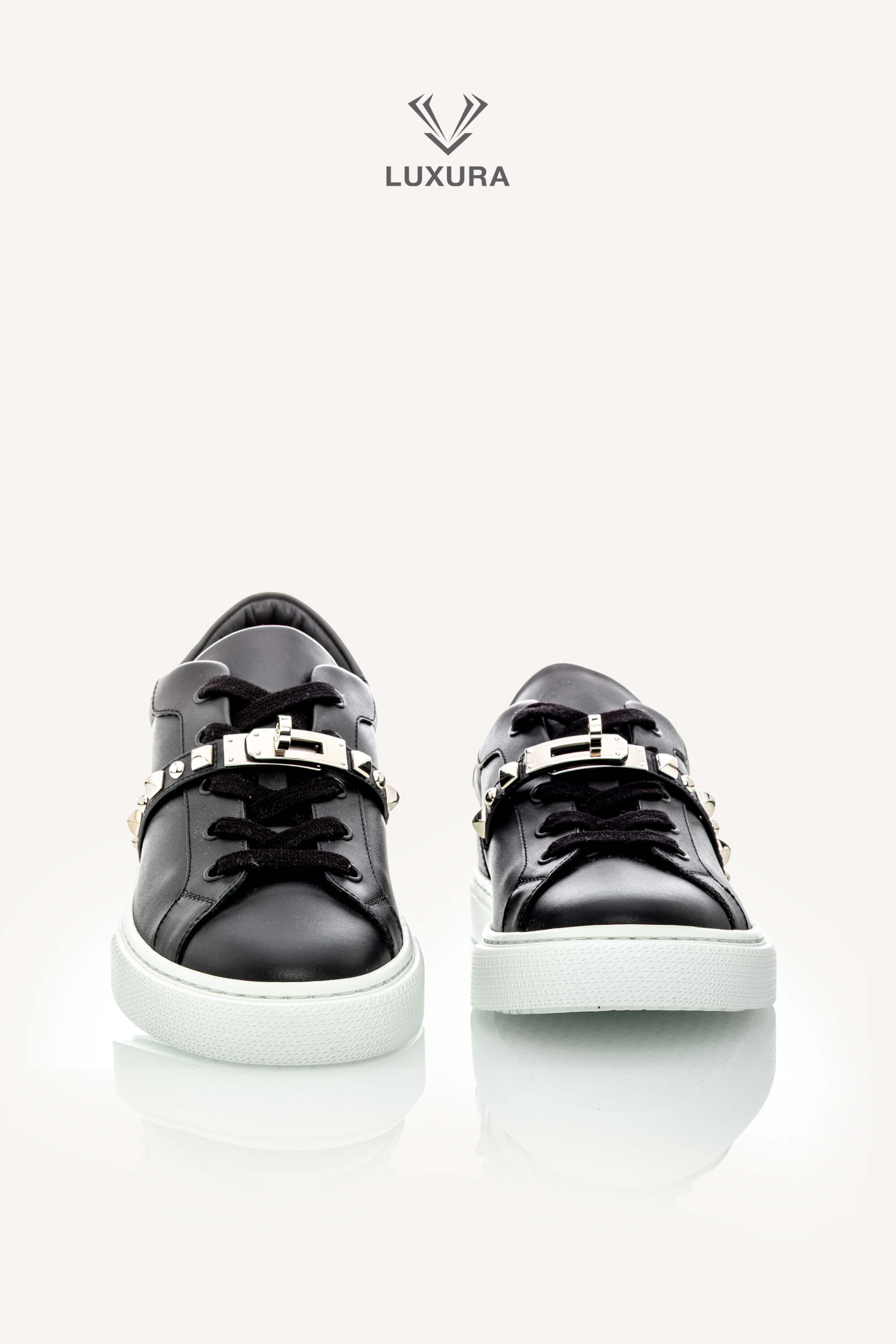 <span style="font-size: 10px;letter-spacing: .15em">HARD TO FIND</span><br> <strong>HERMES</strong><br> <div style="margin-top:10px;font-size:16px">Day Sneaker Black with Medor Studs 40</div><br> - Image 6