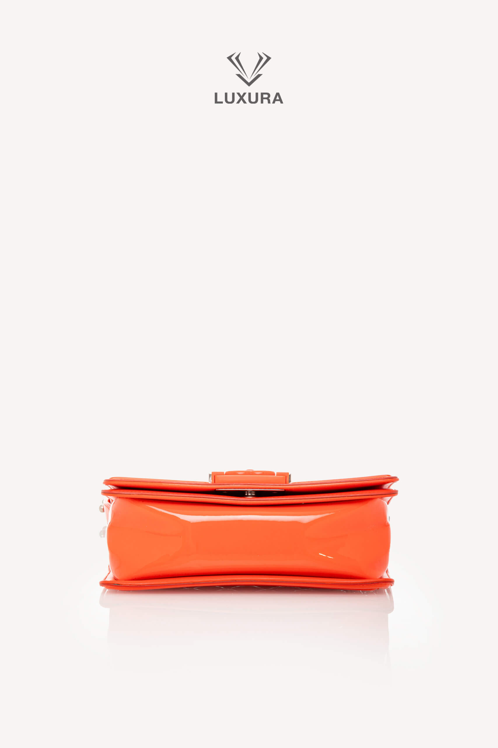 <span style="font-size: 10px;letter-spacing: .15em">HARD TO FIND</span><br>            <strong>CHANEL</strong><br>            <div style="margin-top:10px;font-size:16px">Boy Orange Patent Plexis Glass Silver Hardware Bag</div><br> - Image 28