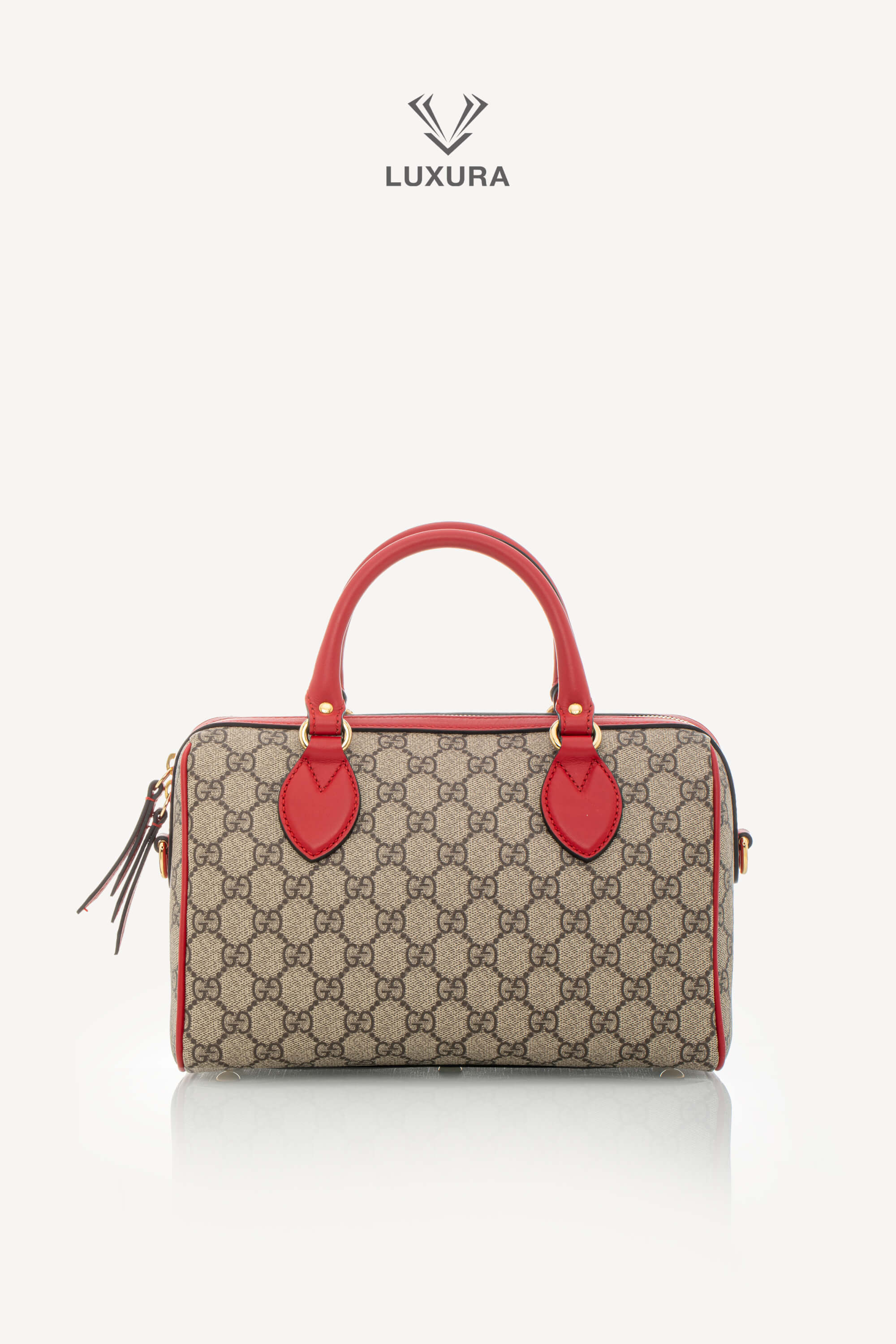 <span style="font-size: 10px;letter-spacing: .15em">BEST DEAL</span><br> <strong>GUCCI</strong><br> <div style="margin-top:10px;font-size:16px">GG Supreme Monogram Kingsnake Heart Embroidered Small Boston Red</div><br> - Image 7