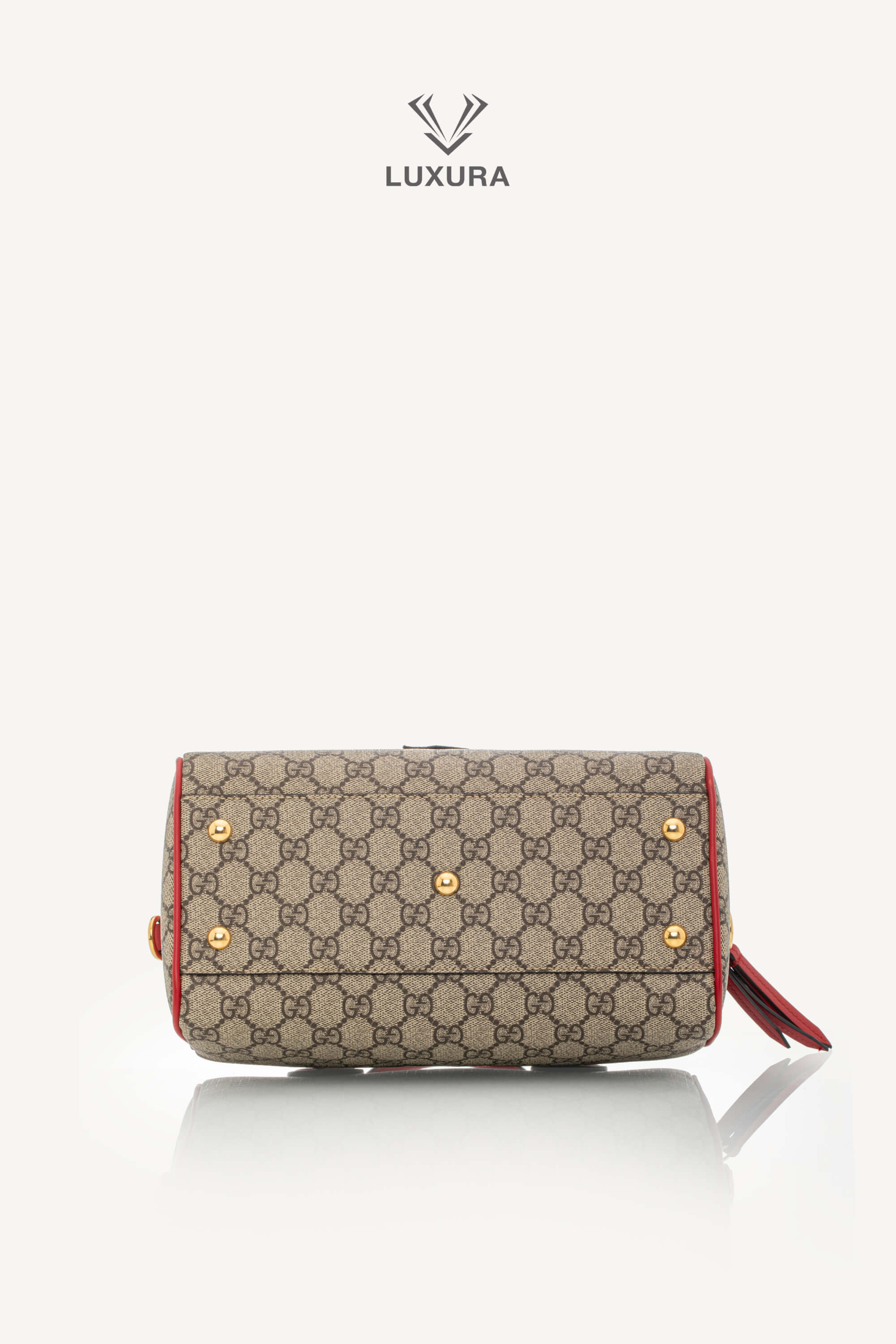 <span style="font-size: 10px;letter-spacing: .15em">BEST DEAL</span><br> <strong>GUCCI</strong><br> <div style="margin-top:10px;font-size:16px">GG Supreme Monogram Kingsnake Heart Embroidered Small Boston Red</div><br> - Image 21