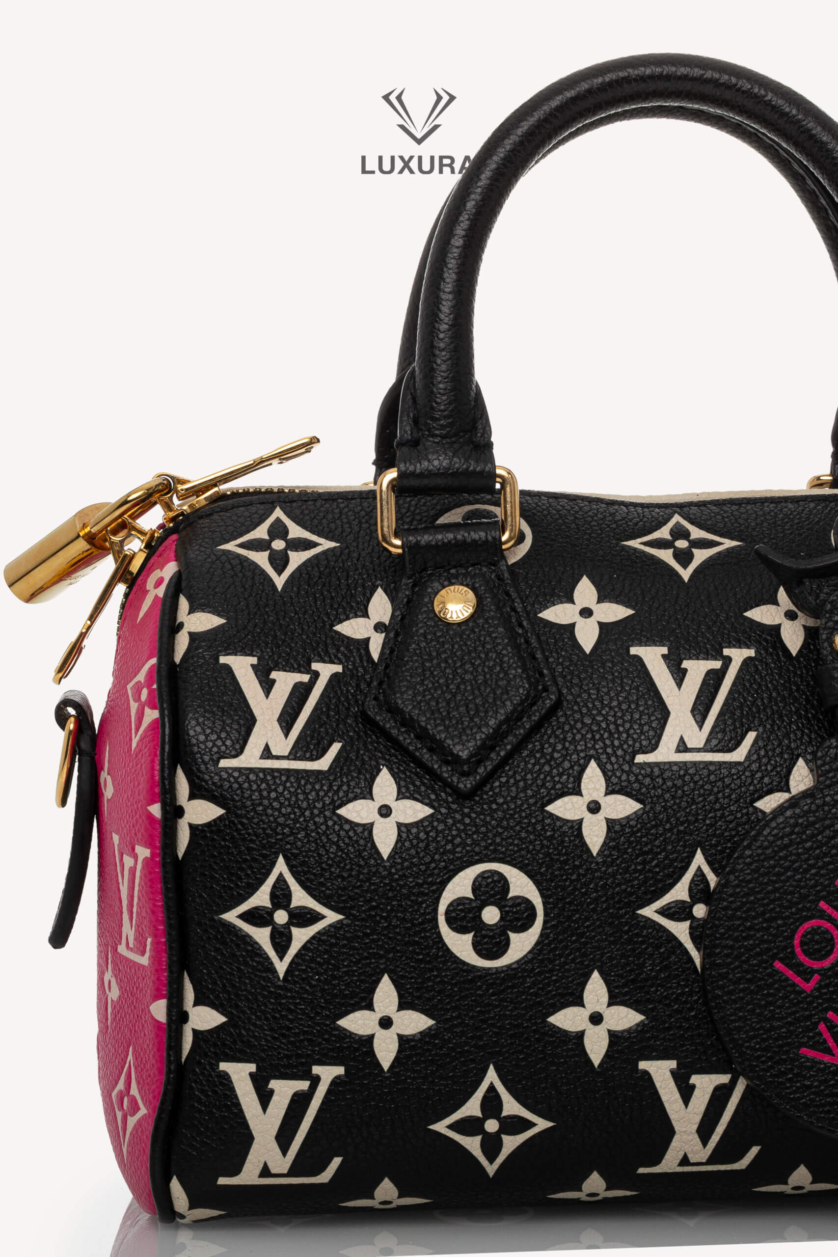 <span style="font-size: 10px;letter-spacing: .15em">HARD TO FIND</span><br>            <strong>LOUIS VUITTON</strong><br>            <div style="margin-top:10px;font-size:16px">Empreinte Monogram Spring in the City Speedy Bandouliere 20 Black White Pink M46088</div><br> - Image 9