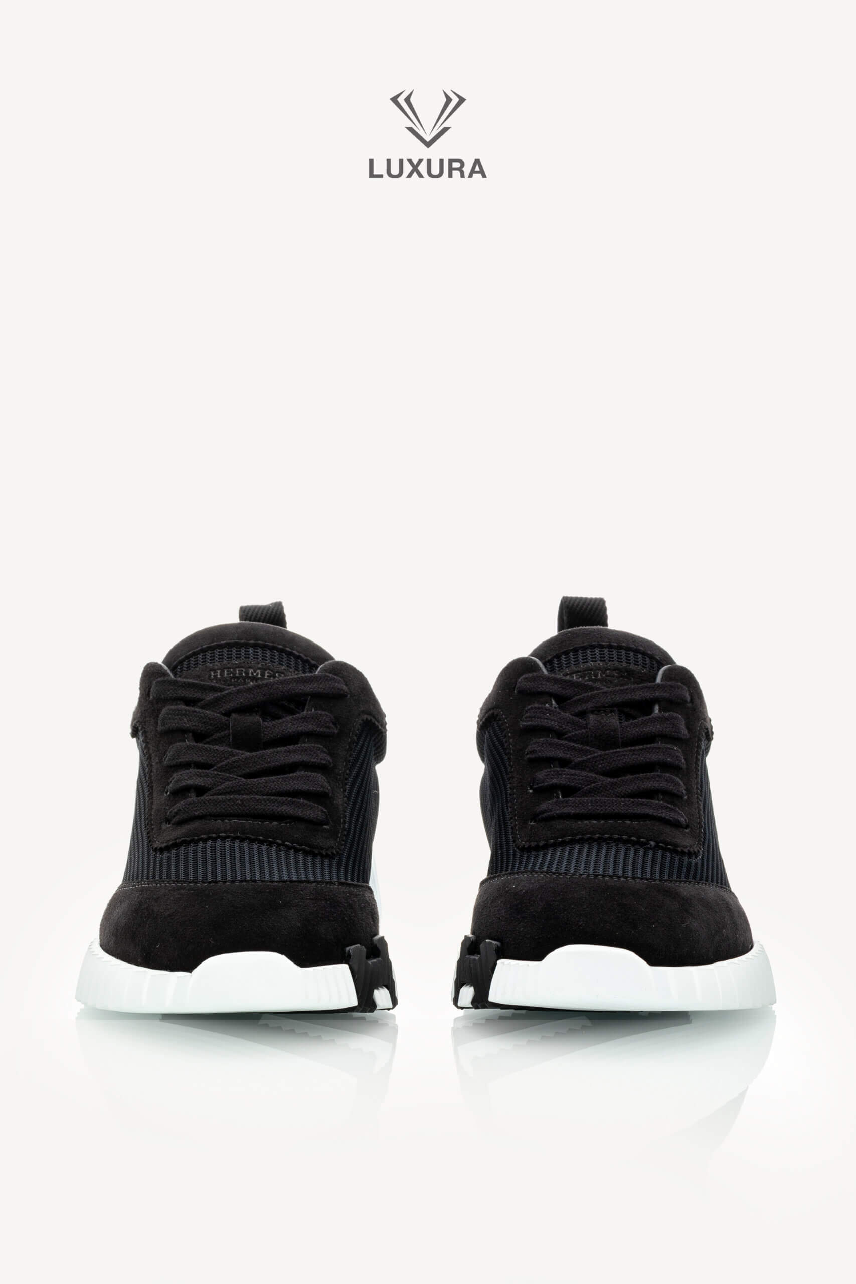 <span style="font-size: 10px;letter-spacing: .15em">HARD TO FIND</span><br>            <strong>HERMES</strong><br>            <div style="margin-top:10px;font-size:16px">Bouncing Sneaker in Textured Mesh and Suede Goatskin Black 36</div><br> - Image 6