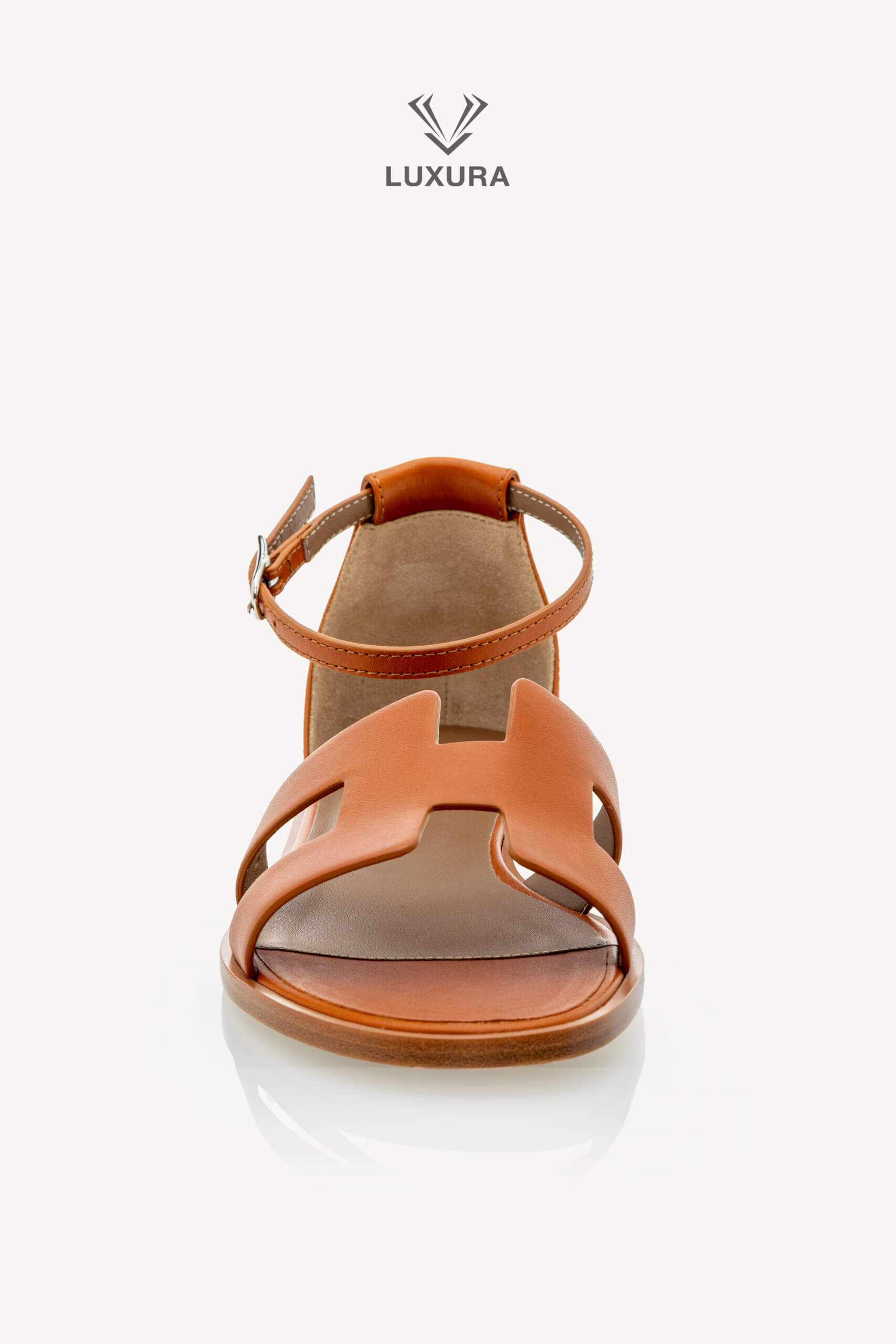 <span style="font-size: 10px;letter-spacing: .15em">HARD TO FIND</span><br>            <strong>HERMES</strong><br>            <div style="margin-top:10px;font-size:16px">Calfskin Santorini Sandals Naturel 36.5</div><br> - Image 9
