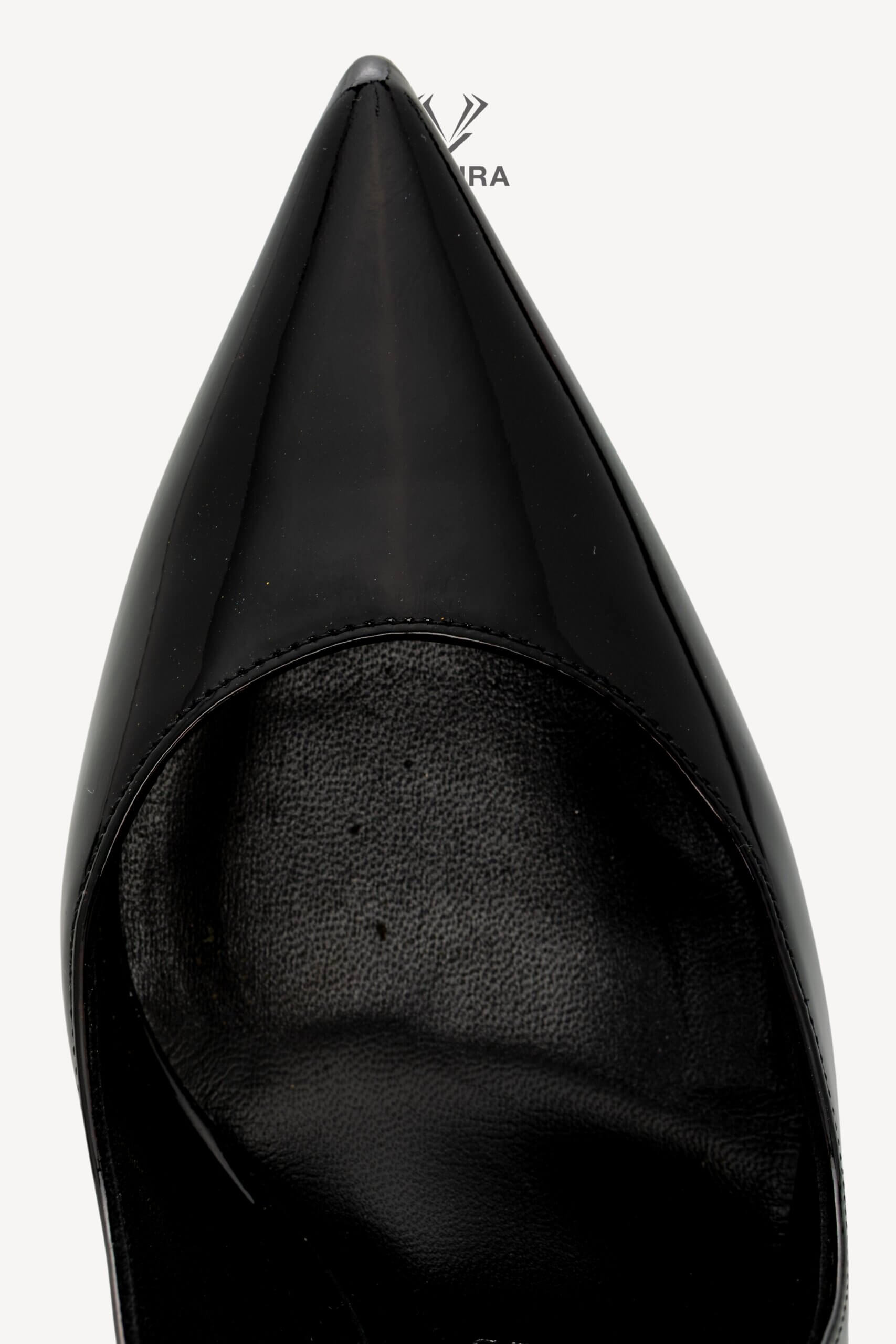 <span style="font-size: 10px;letter-spacing: .15em">BEST DEAL</span><br> <strong>CHRISTIAN LOUBOUTIN</strong><br> <div style="margin-top:10px;font-size:16px">Black Hot Chick Sling Patent Slingback Pumps 100 35.5</div><br> - Image 10