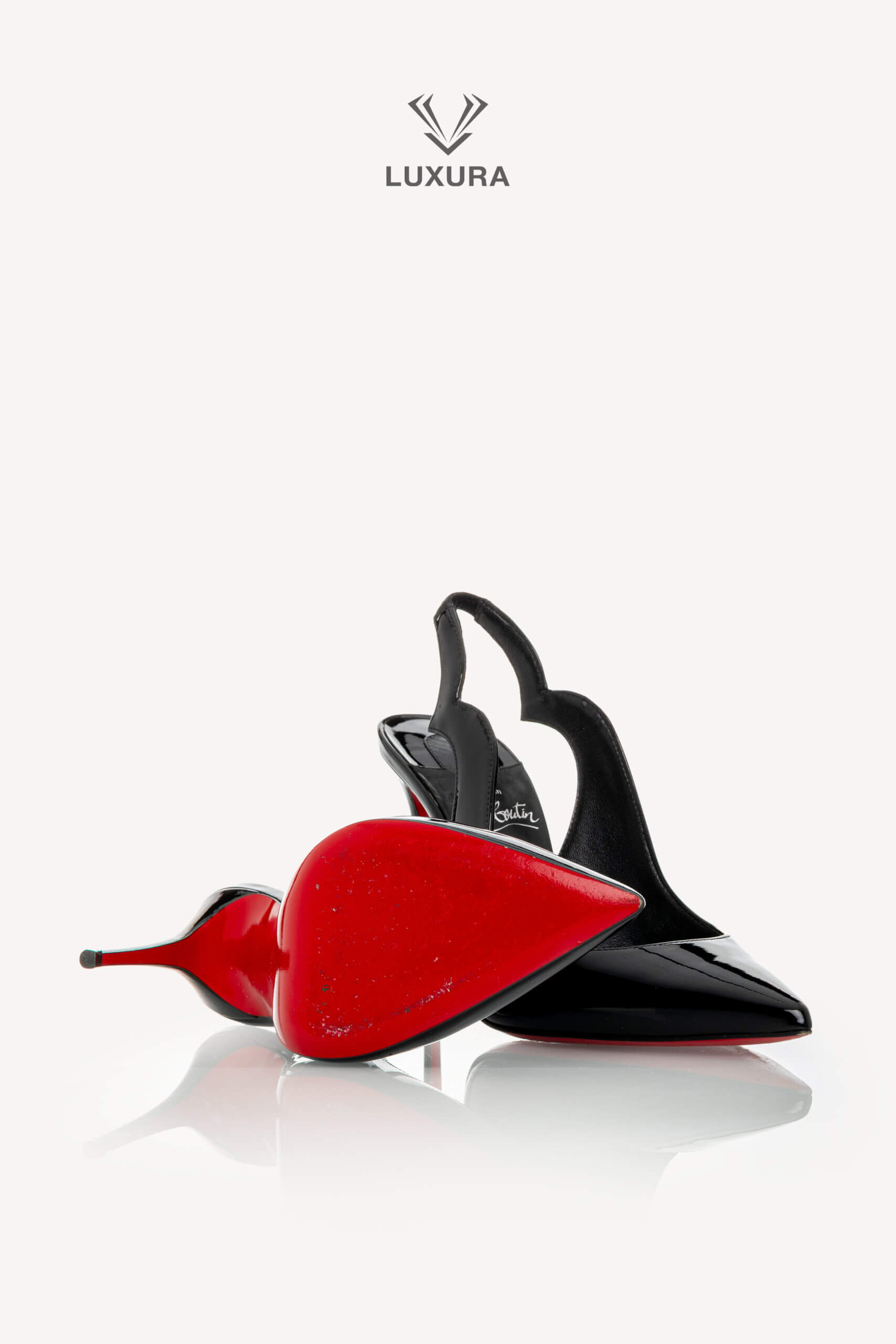 <span style="font-size: 10px;letter-spacing: .15em">BEST DEAL</span><br> <strong>CHRISTIAN LOUBOUTIN</strong><br> <div style="margin-top:10px;font-size:16px">Black Hot Chick Sling Patent Slingback Pumps 100 35.5</div><br> - Image 18