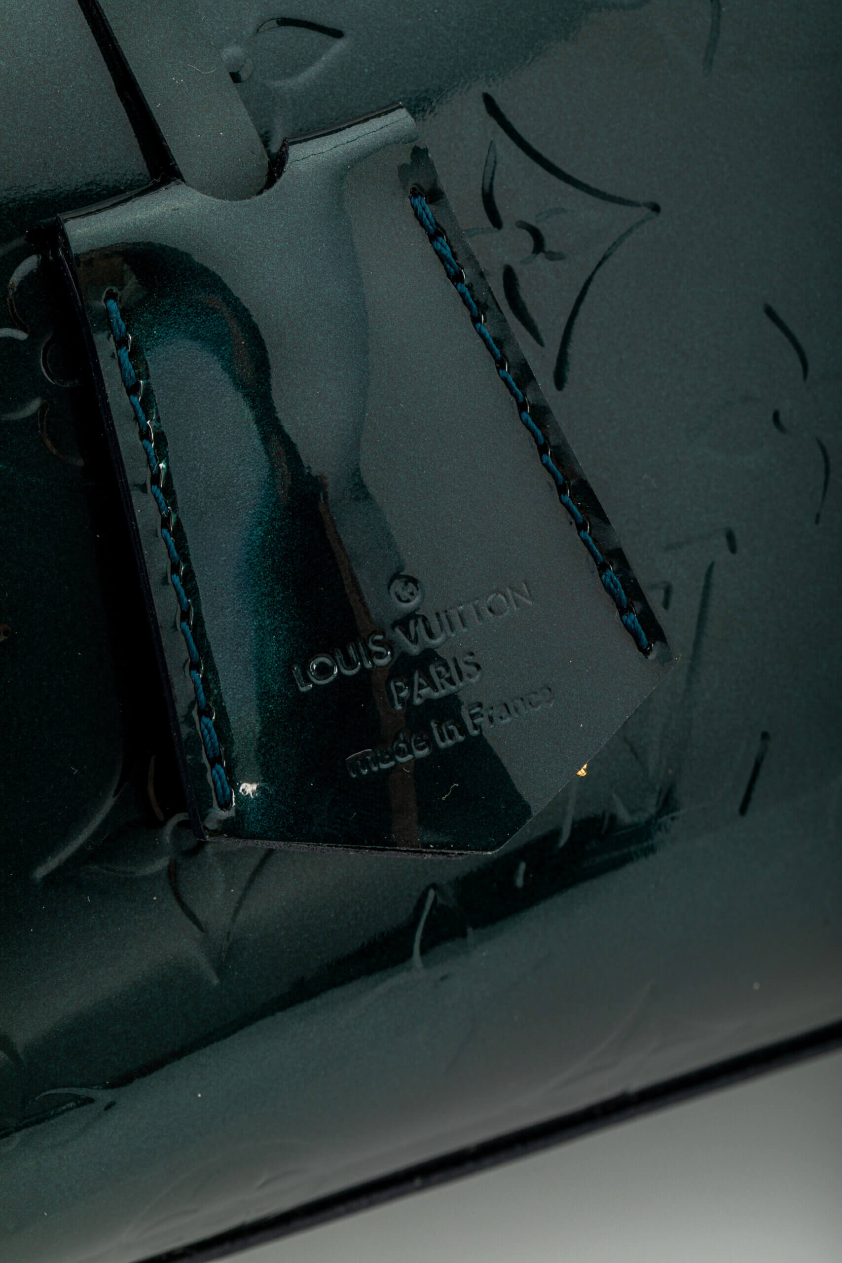 <span style="font-size: 10px;letter-spacing: .15em">BEST DEAL</span><br> <strong>LOUIS VUITTON</strong><br> <div style="margin-top:10px;font-size:16px">Melrose Avenue Monogram Vernis Vert Impression</div><br> - Image 20