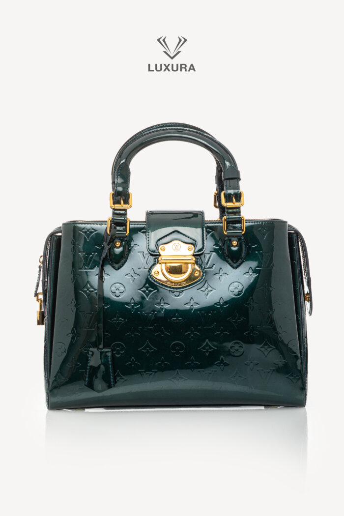 <span style="font-size: 10px;letter-spacing: .15em">BEST DEAL</span><br>            <strong>LOUIS VUITTON</strong><br>            <div style="margin-top:10px;font-size:16px">Melrose Avenue Monogram Vernis Vert Impression</div><br>